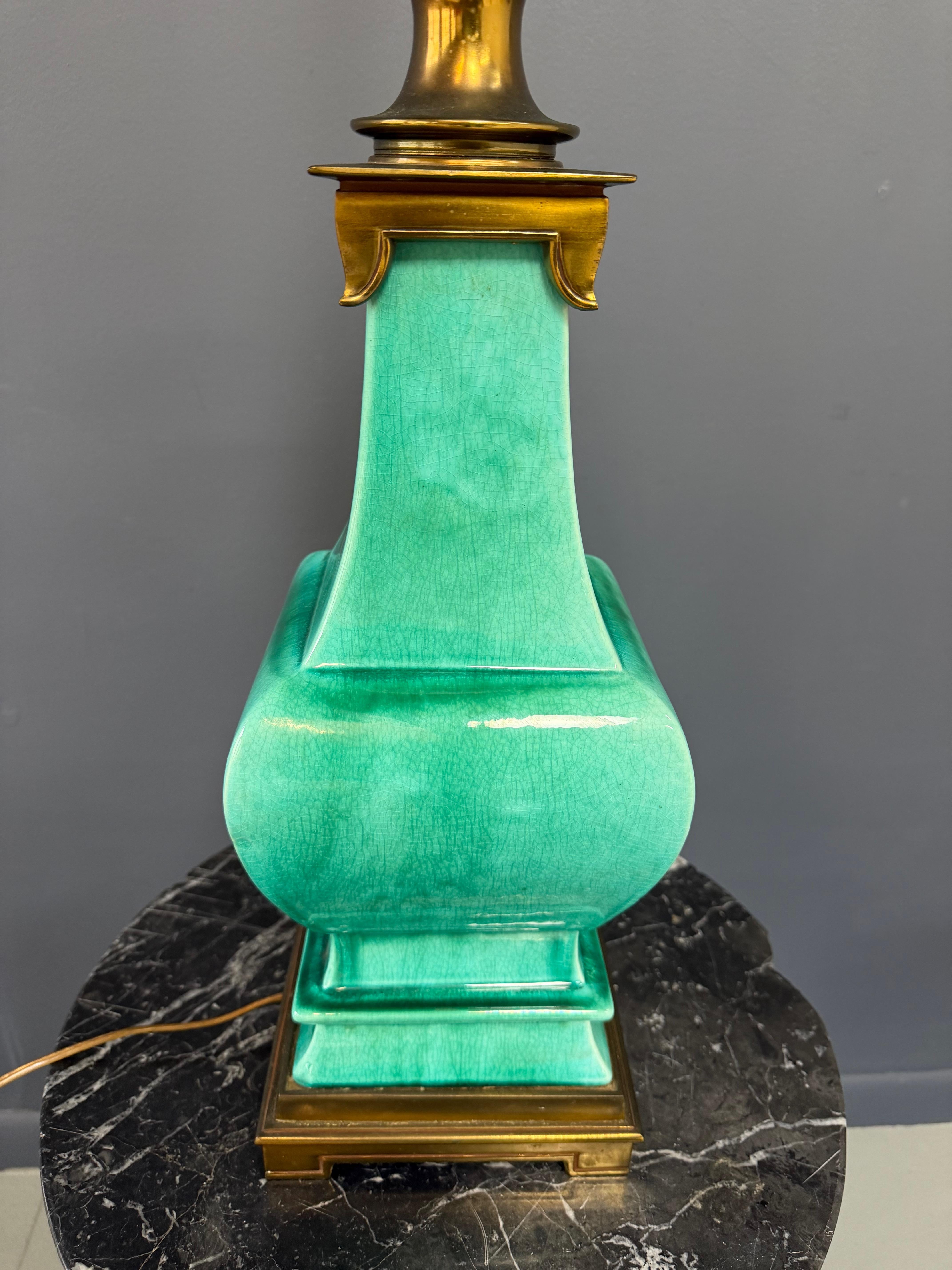 Impresionante lámpara de sobremesa de cerámica y latón de Edwin Cole para Stiffel en venta 1