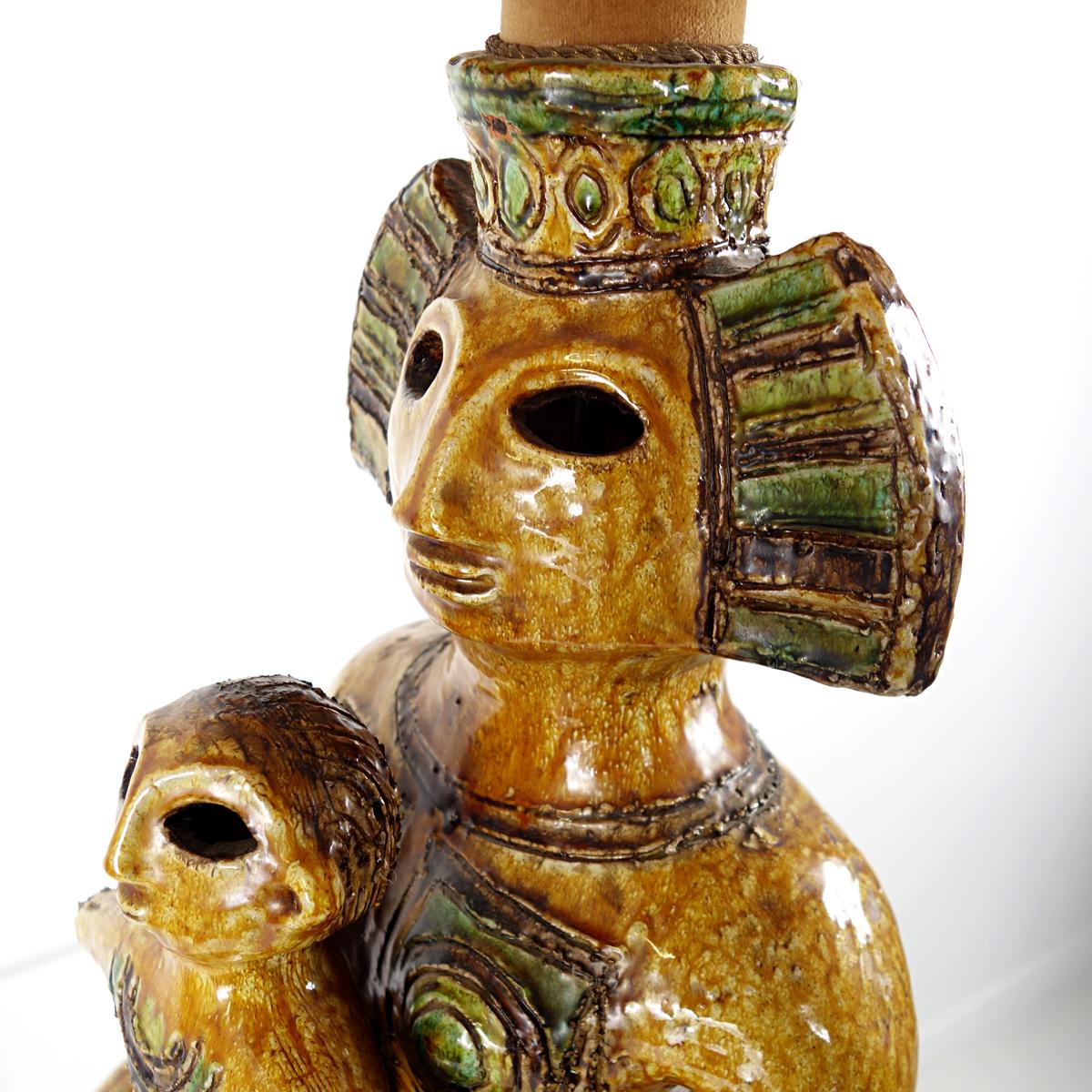 Beeindruckende Steh- oder Tischlampe aus Keramik im mystischen und majestätischen Maya-Stil im Angebot 1