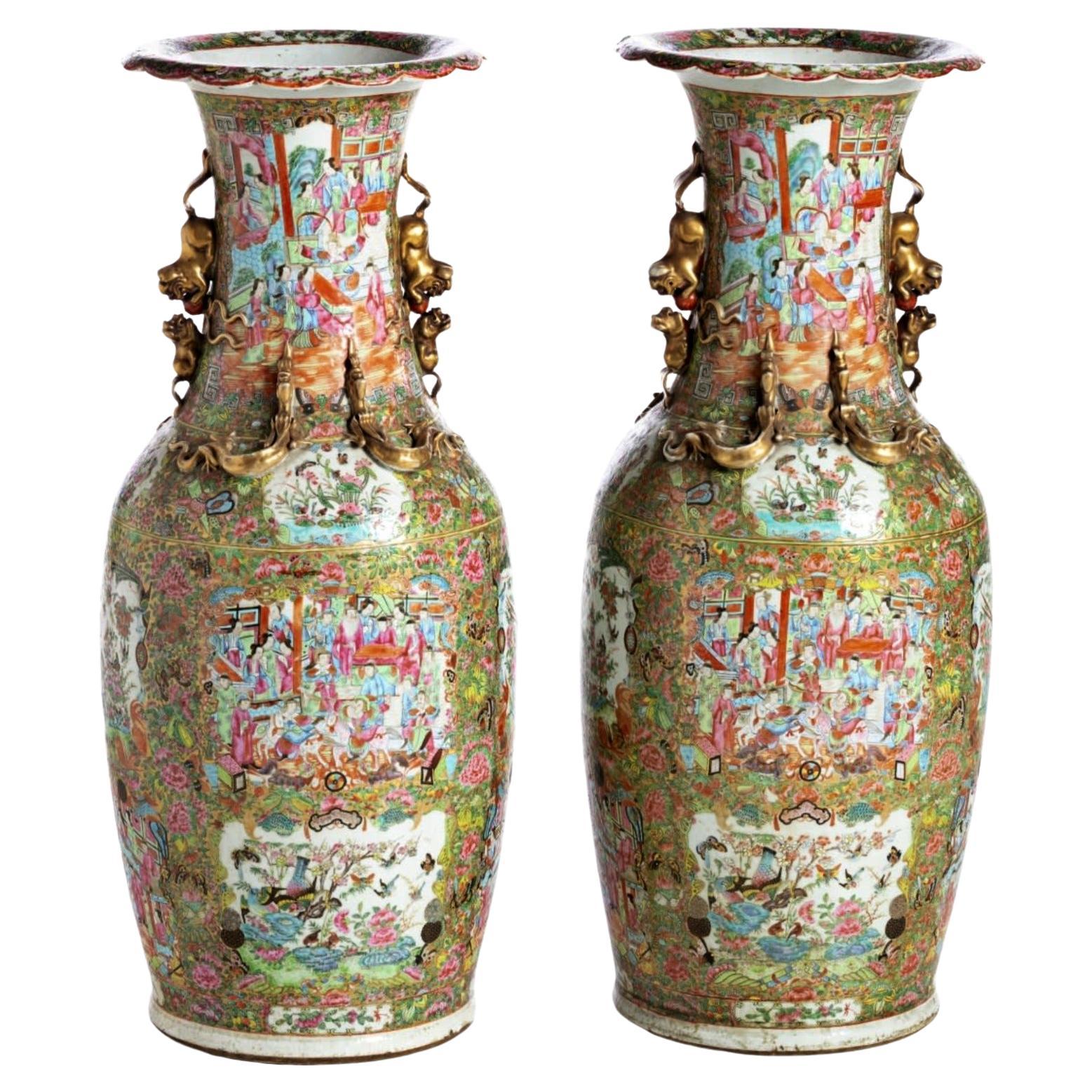 Impressionnants vases chinois du 19e siècle Canton Familia Rosa en vente