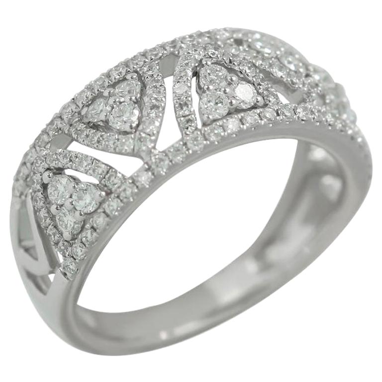 For Sale:  Impressive Classic Diamond White Gold Ring