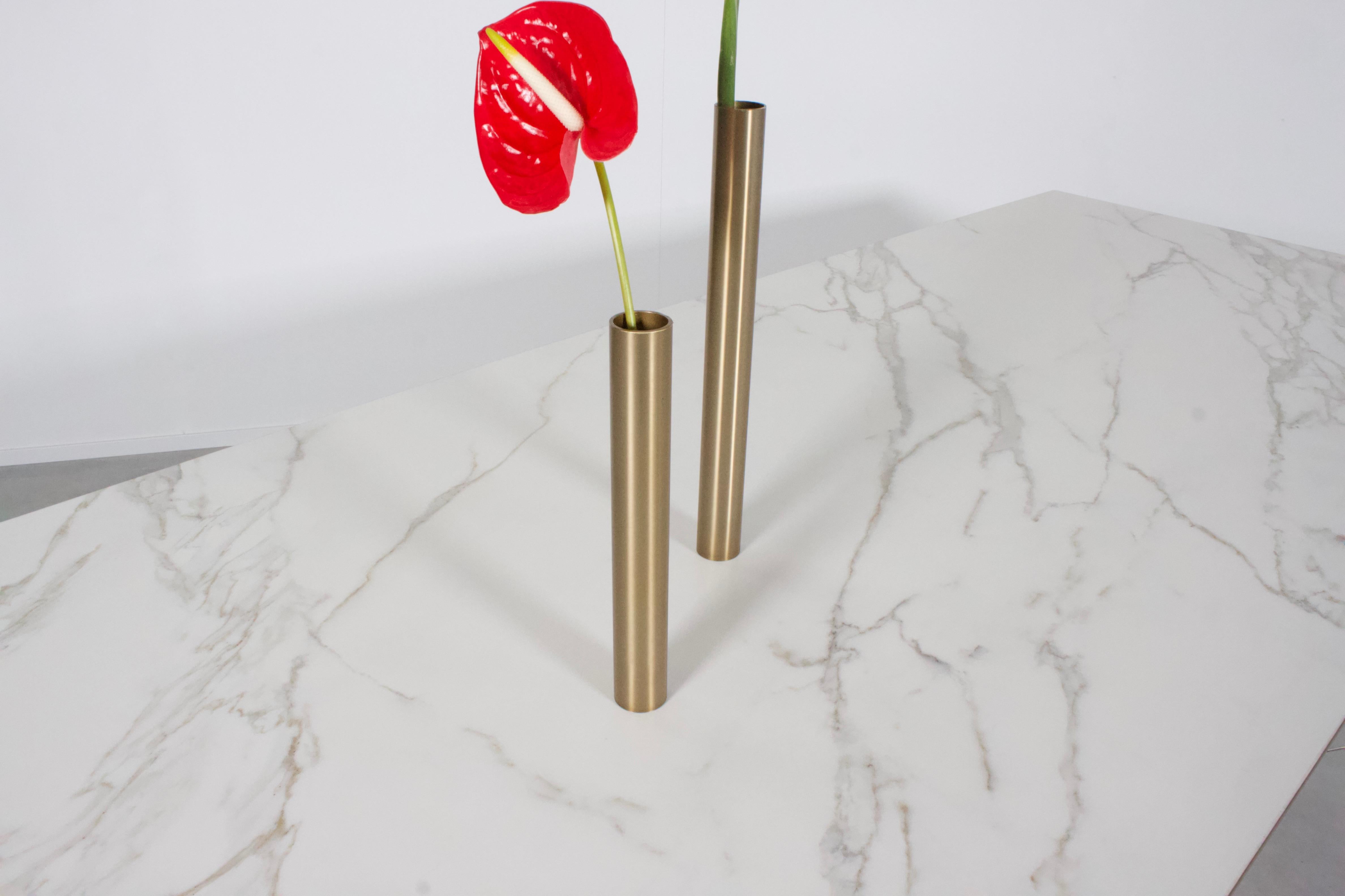 Impressive Contemporary 'Alta Ara' Table by Bes Merckx In New Condition For Sale In Echt, NL