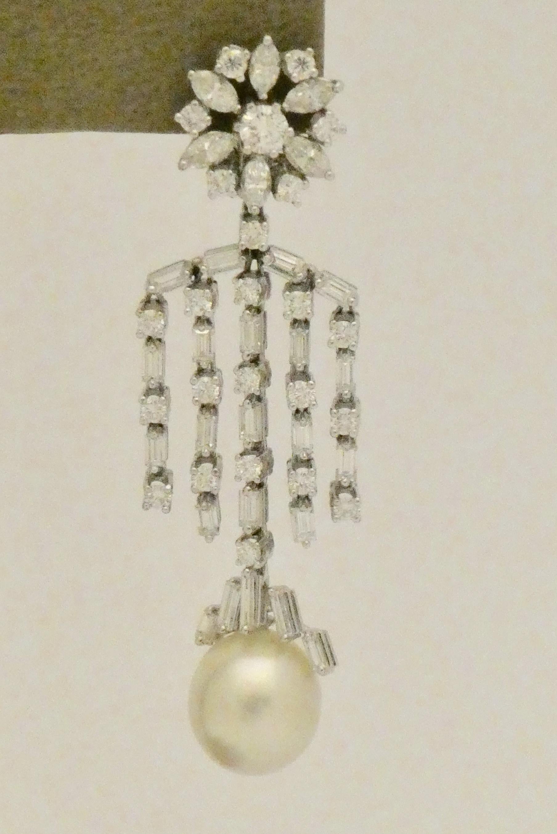 Contemporary Impressive Dangle Chandelier South Sea Pearl and Diamond Earrings