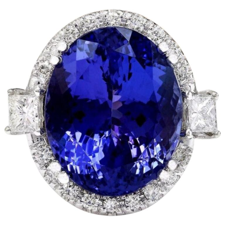 Impressive Deep Blue Sapphire 18 Karat White Gold Diamond Ring for Her