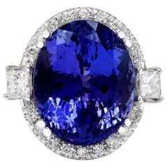 Impressive Deep Blue Sapphire 18 Karat White Gold Diamond Ring for Her