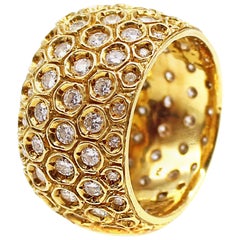 Impressive Diamond 18 Karat Yellow Gold Eternity Band Impressive Diamond 18 Karat Yellow Gold Eternity Band