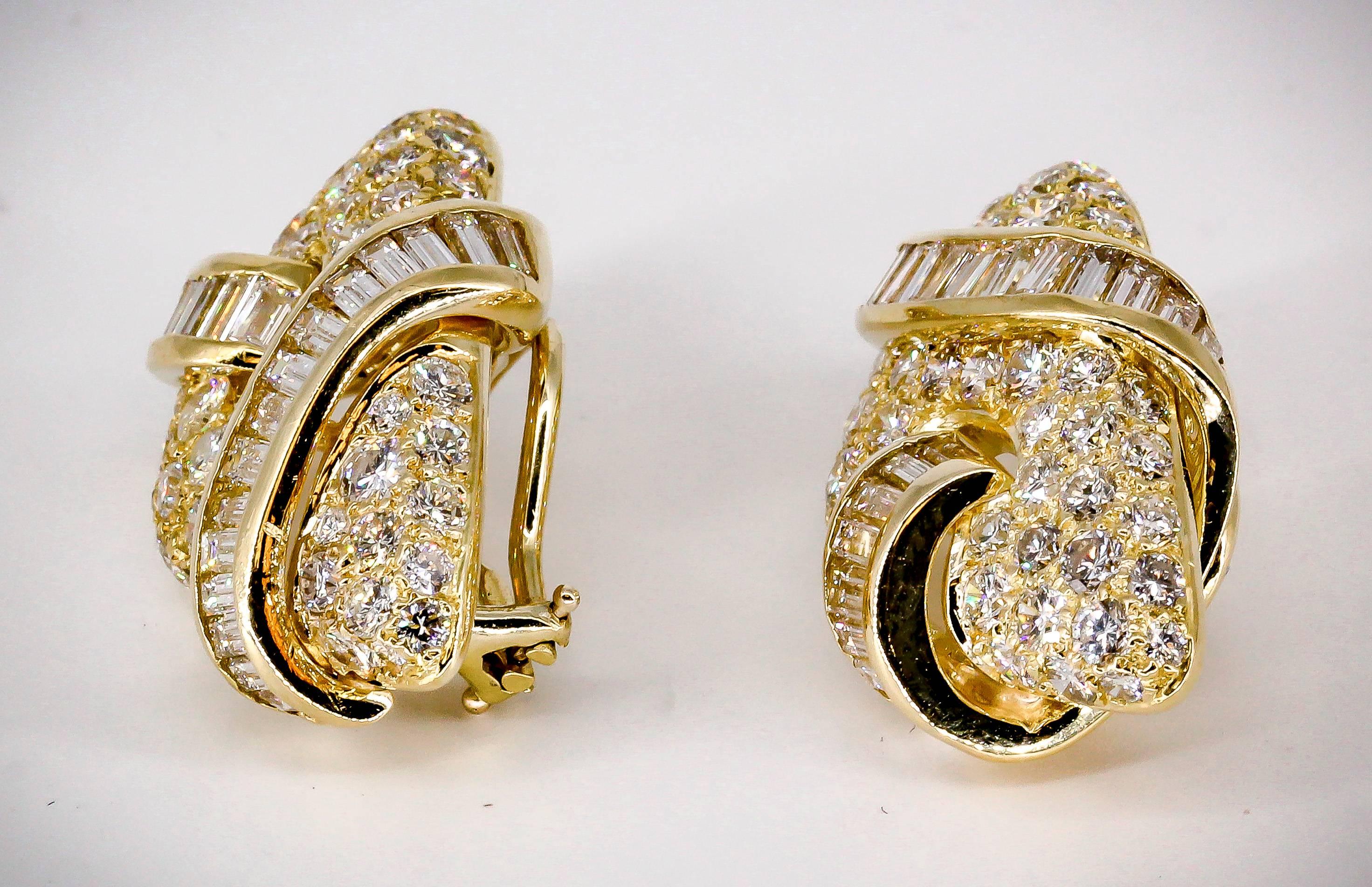 Women's Diamond and Gold Earrings
