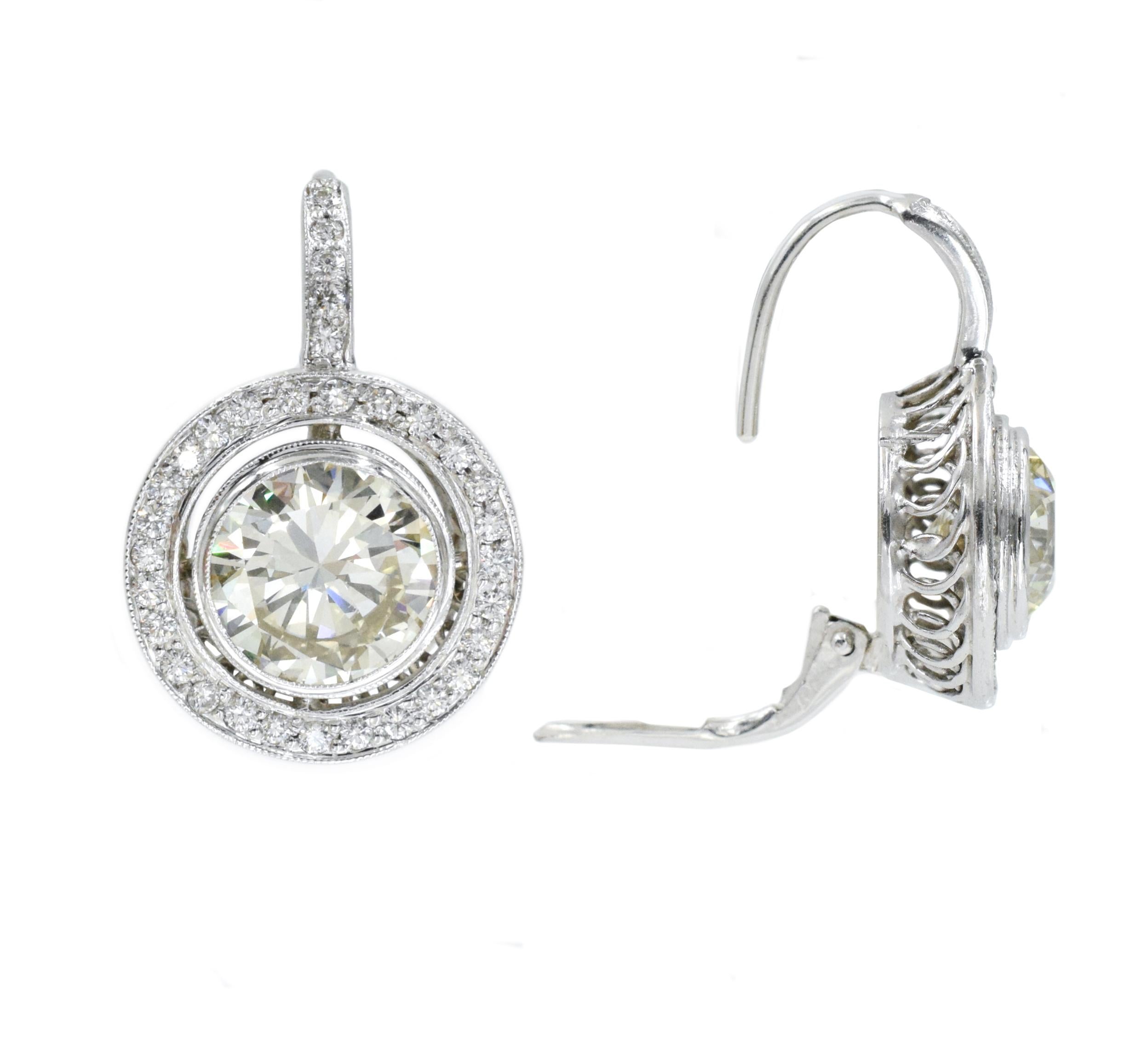 Women's Impressive Diamond Earrings