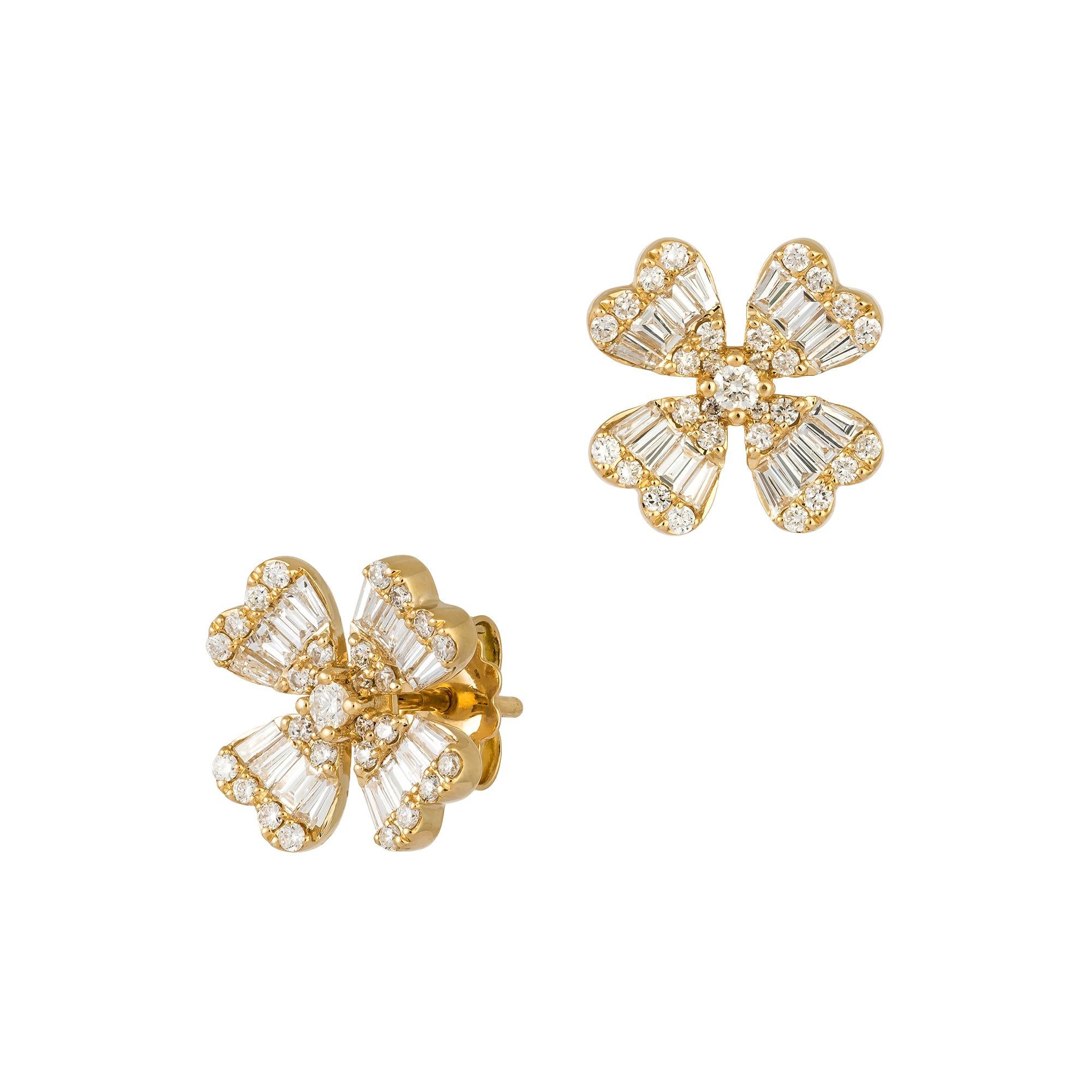 Baguette Cut Impressive Diamond White 18 Karat Gold Earrings for Her For Sale
