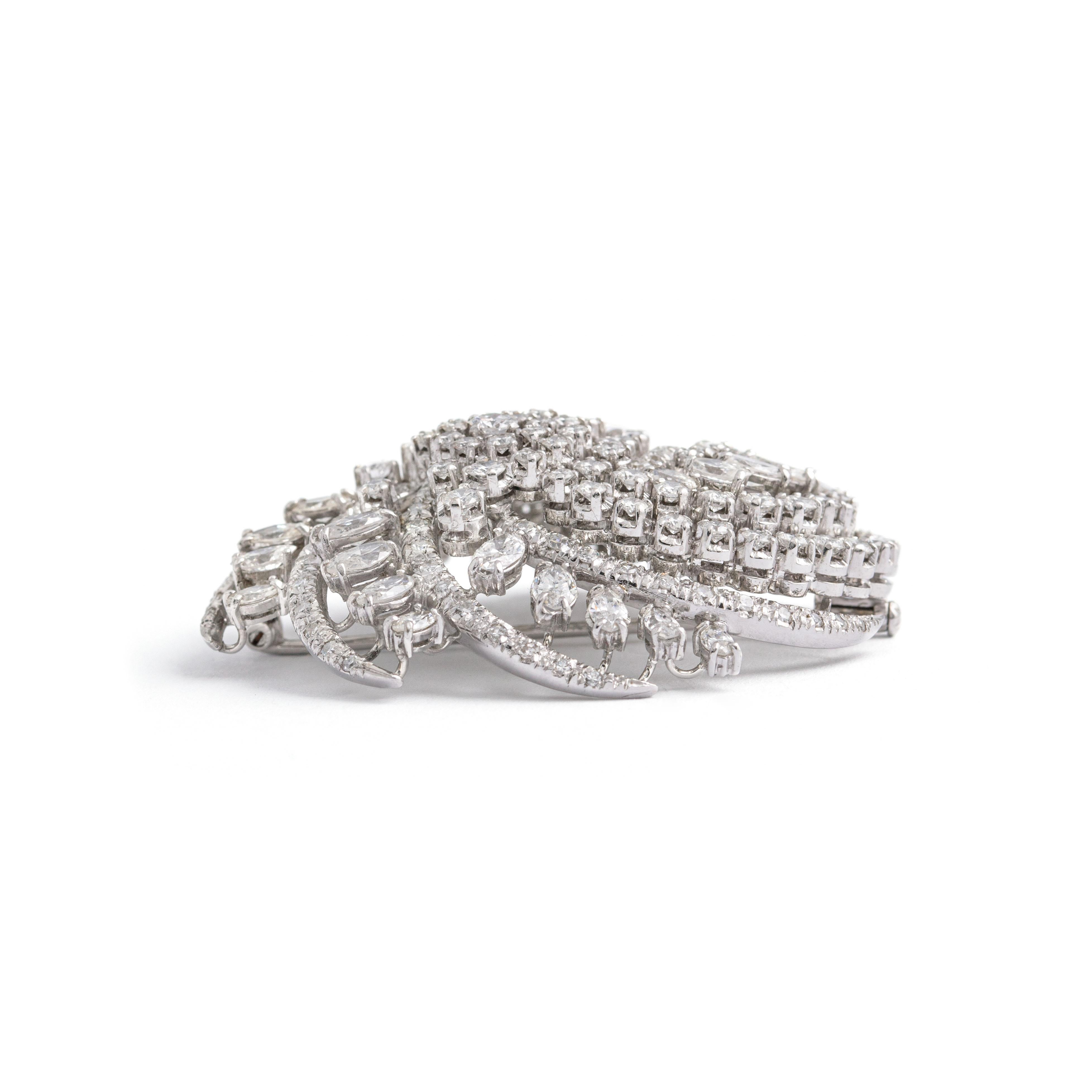 Round Cut Impressive Diamond White Gold Brooch For Sale