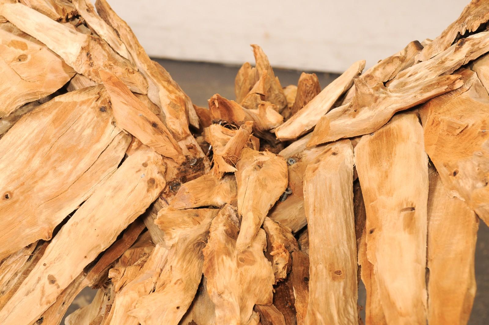 Impressionante scultura in legno d'aquila (oltre 6 piedi di apertura delle ali) in vendita 9