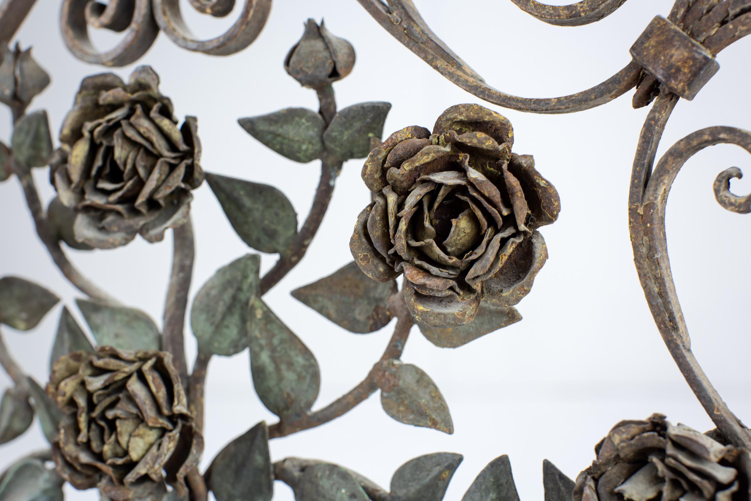Metal Impressive Early 20th Century Iron and Tole Fire Screen