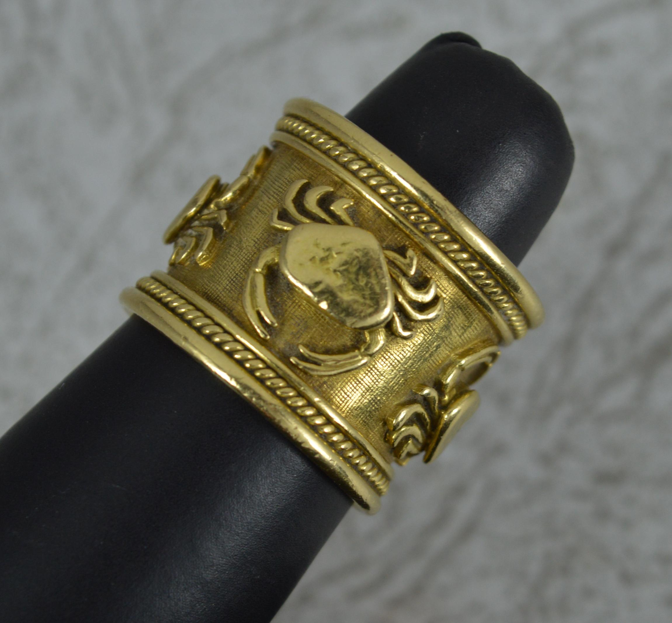 Impressive Elizabeth Gage 18ct Gold Crab Zodiac Sign Band Ring 7