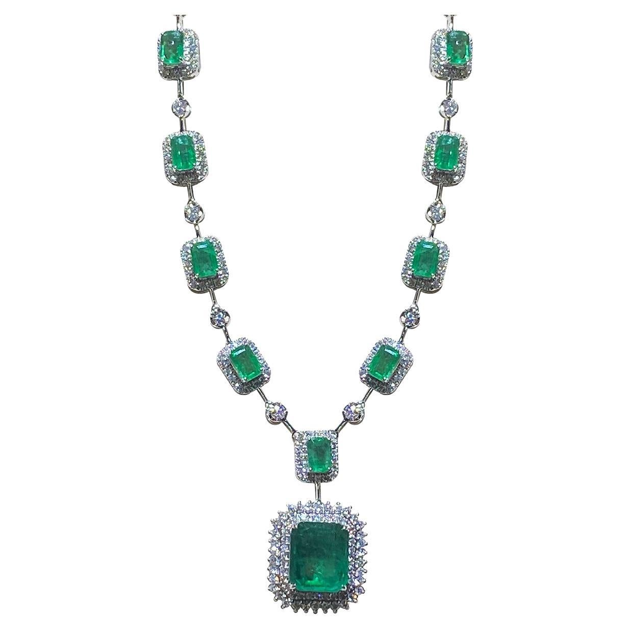 Impressive Emerald Diamond White 18K Gold Statement Necklace for Her For Sale