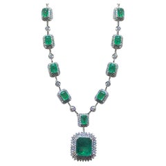Impressive Emerald Diamond White 18K Gold Statement Necklace for Her