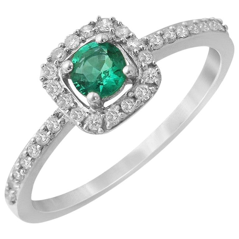 Impressive Emerald Diamond White Gold Ring For Sale