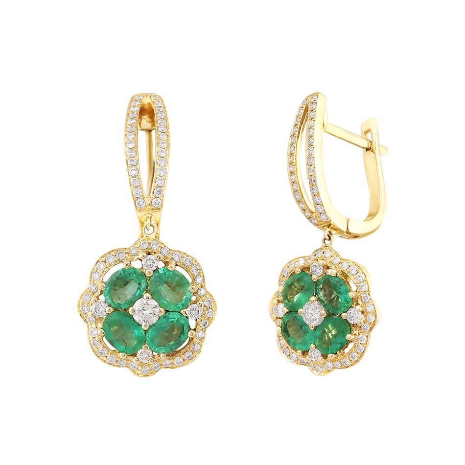 Modern Impressive Emerald Diamond Yellow Gold Ring For Sale