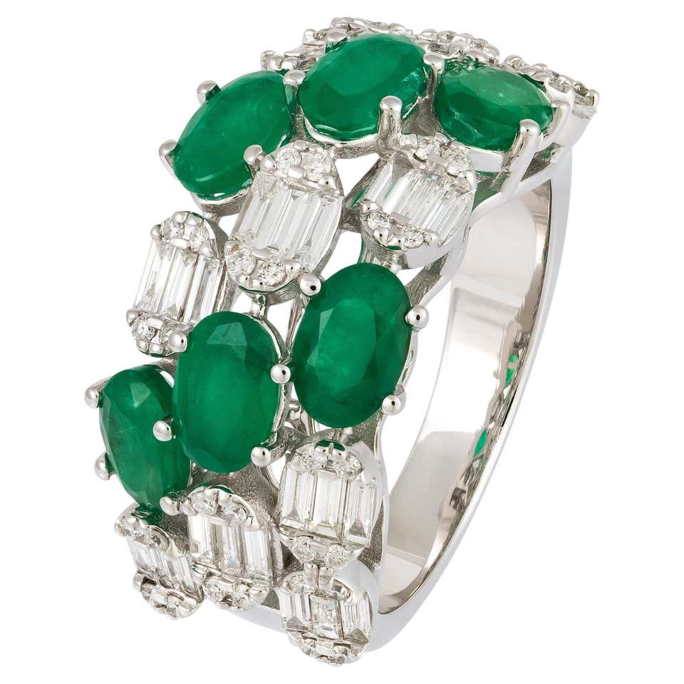 Impressive Rings Impressive Emerald Diamond White 18K Gold Statement Necklace for Her ...