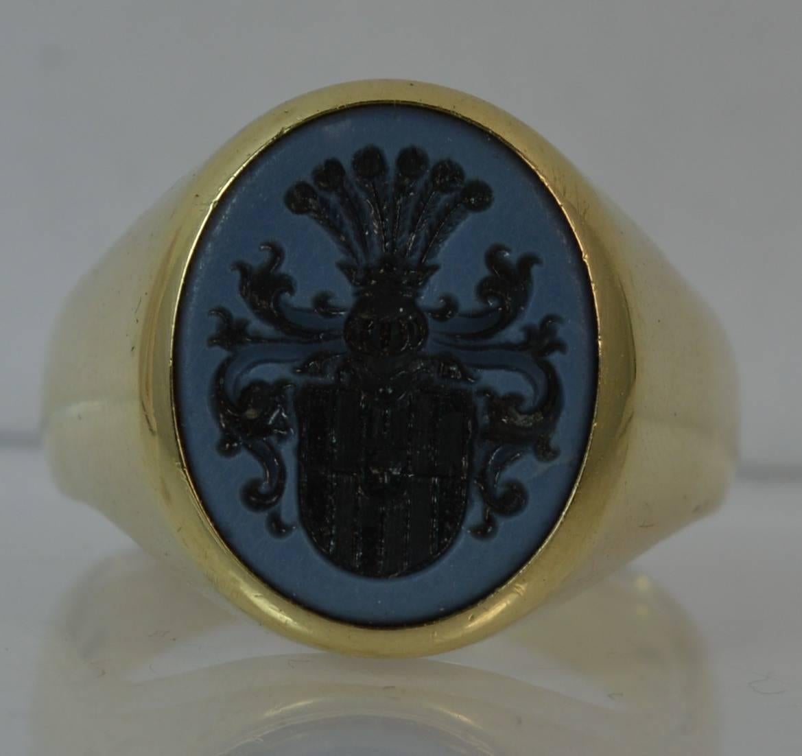Impressive Family Crest Agate Intaglio Seal 14 Carat Gold Signet Ring 2