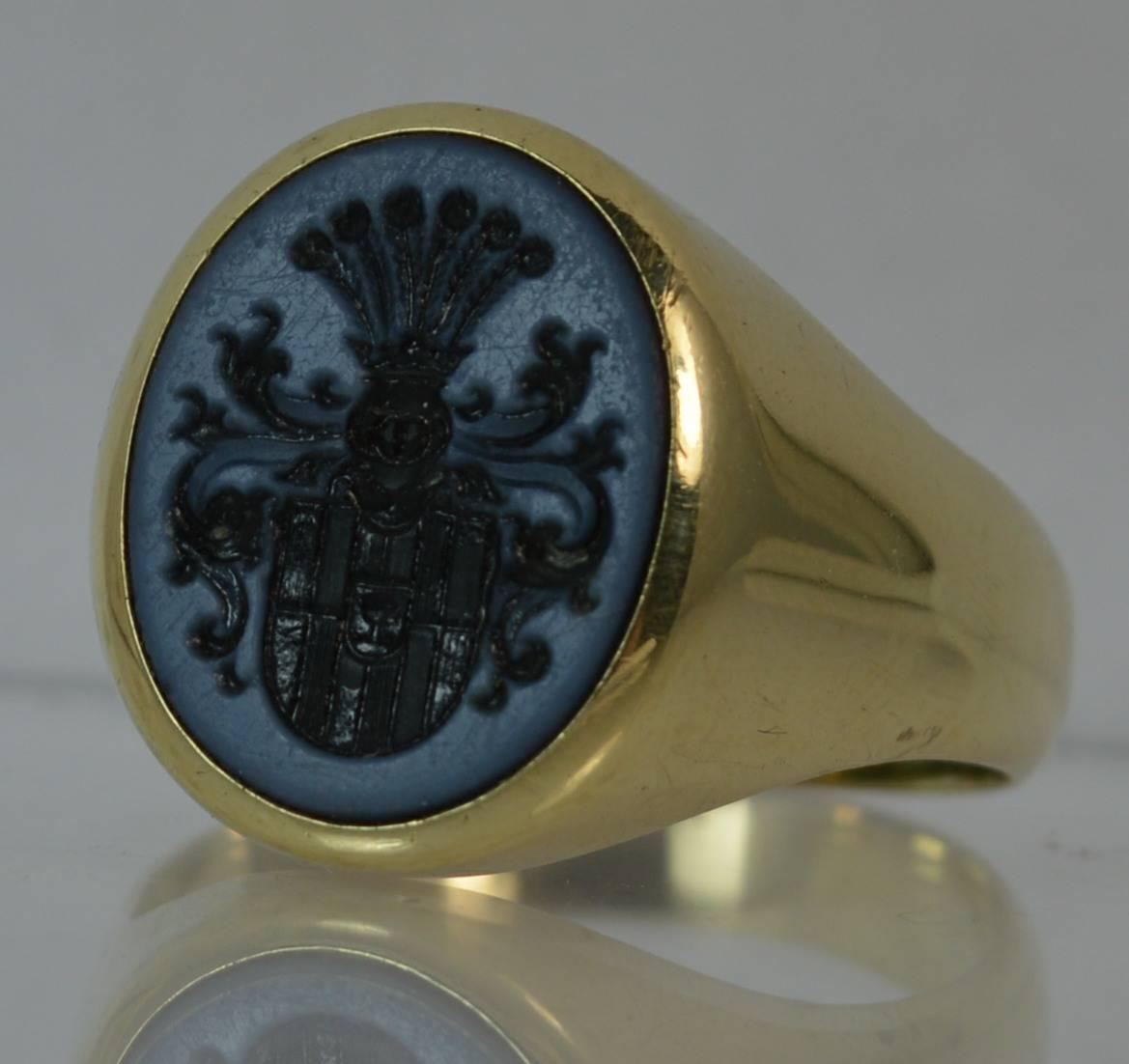 Impressive Family Crest Agate Intaglio Seal 14 Carat Gold Signet Ring 3
