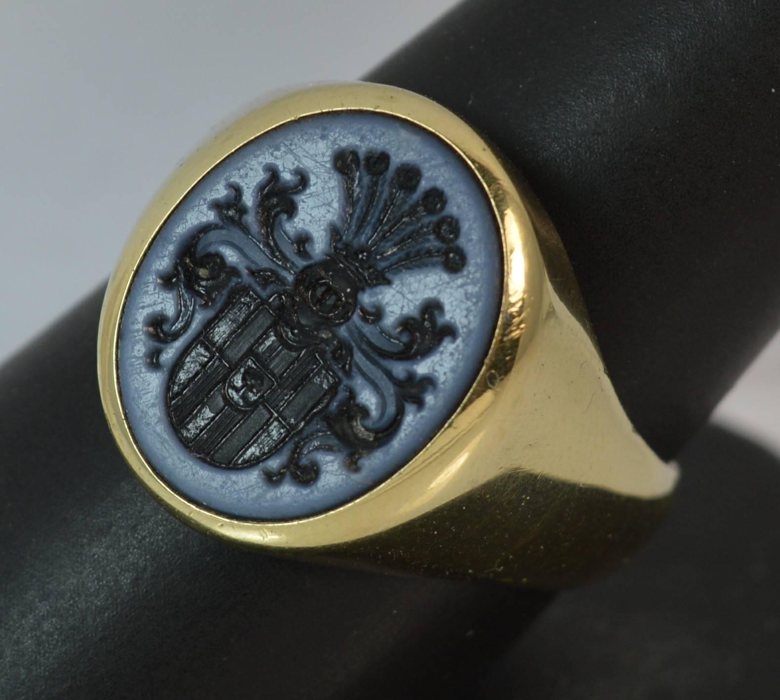 Impressive Family Crest Agate Intaglio Seal 14 Carat Gold Signet Ring 4