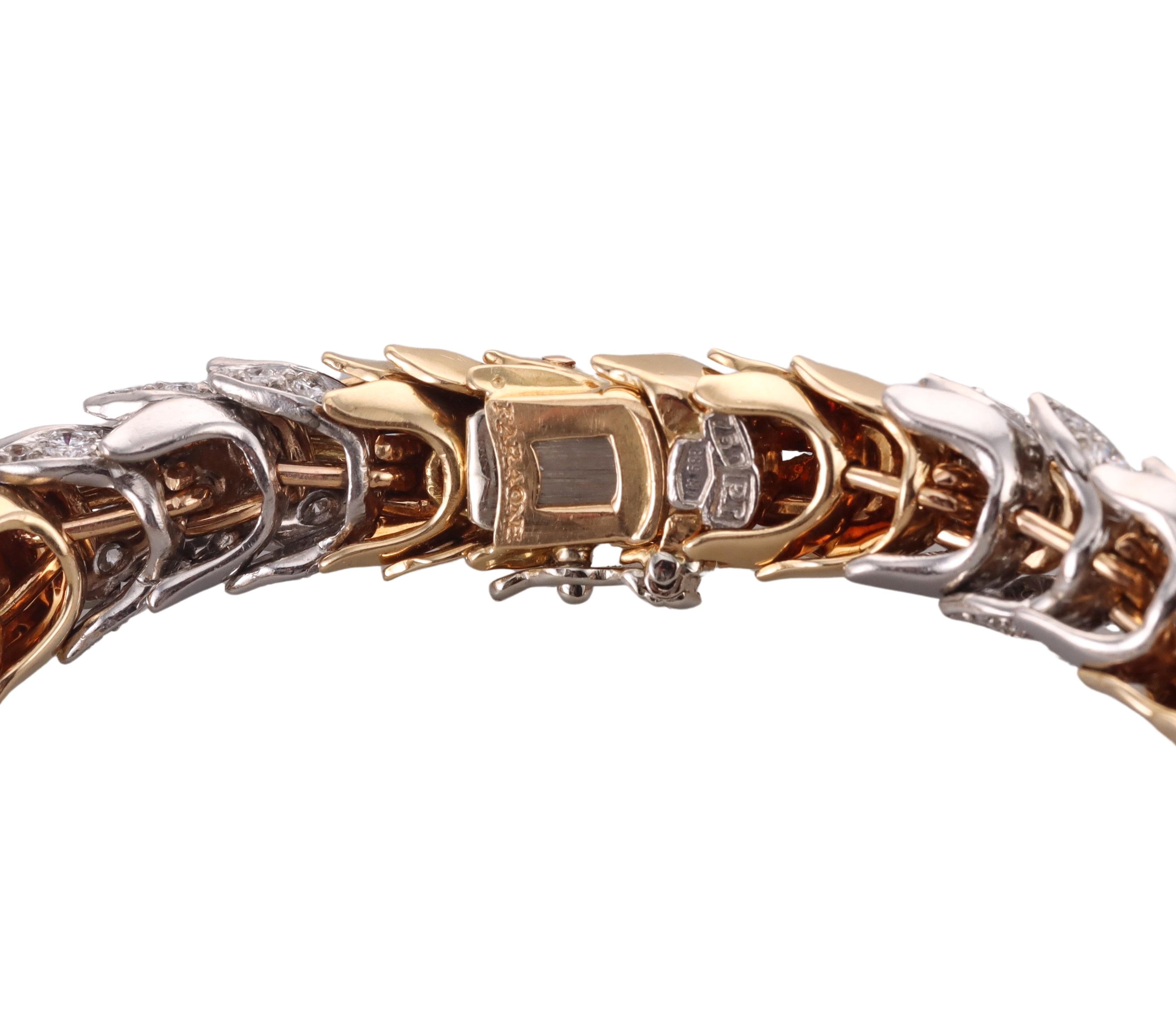 Impressionnant collier serpent de fantaisie Faraone en or et platine avec diamants en forme de poire en vente 5