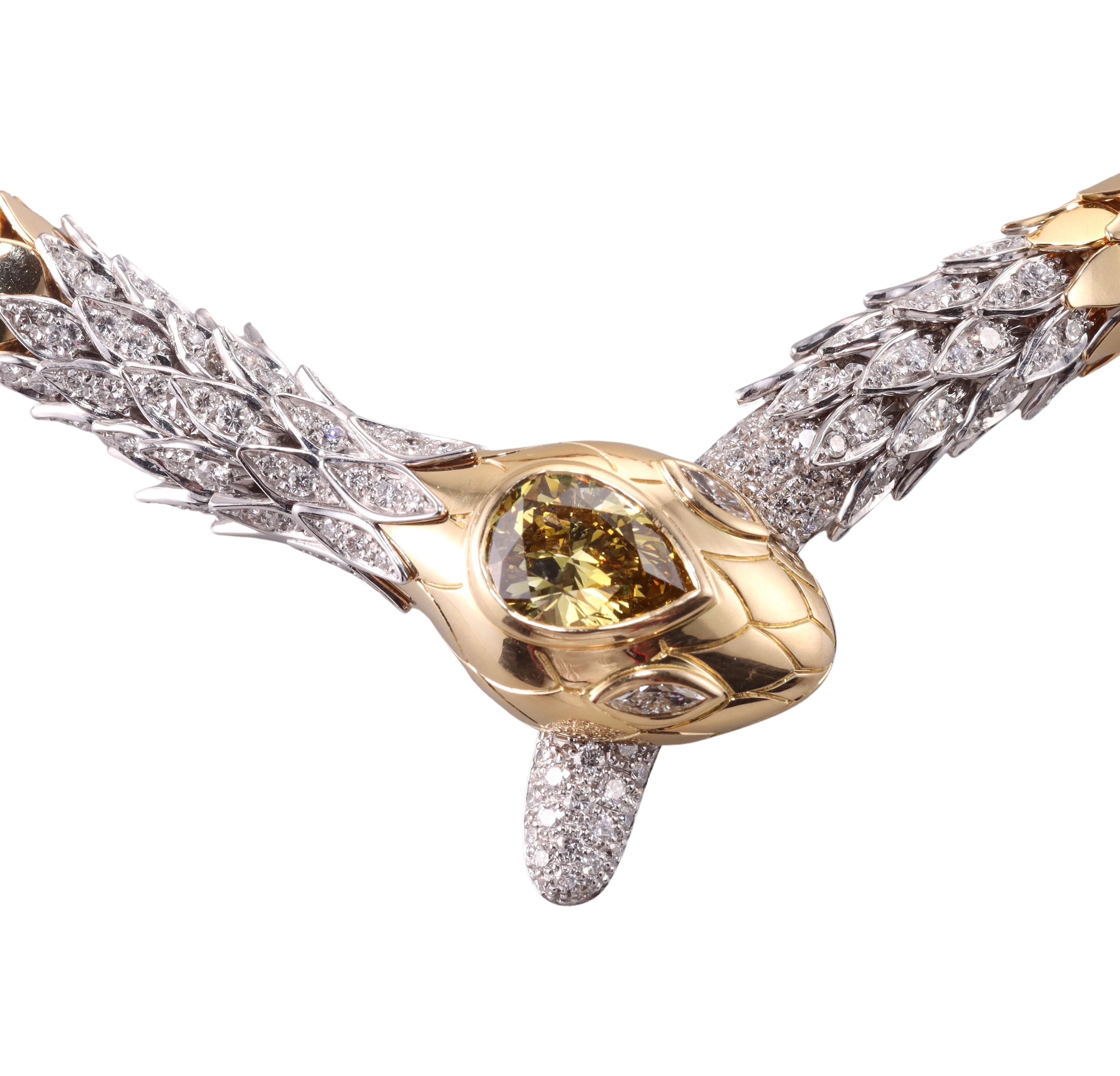 Beeindruckende Faraone Halskette mit Schlangenschlange, Fancy Birne Diamant Gold Platin Damen im Angebot