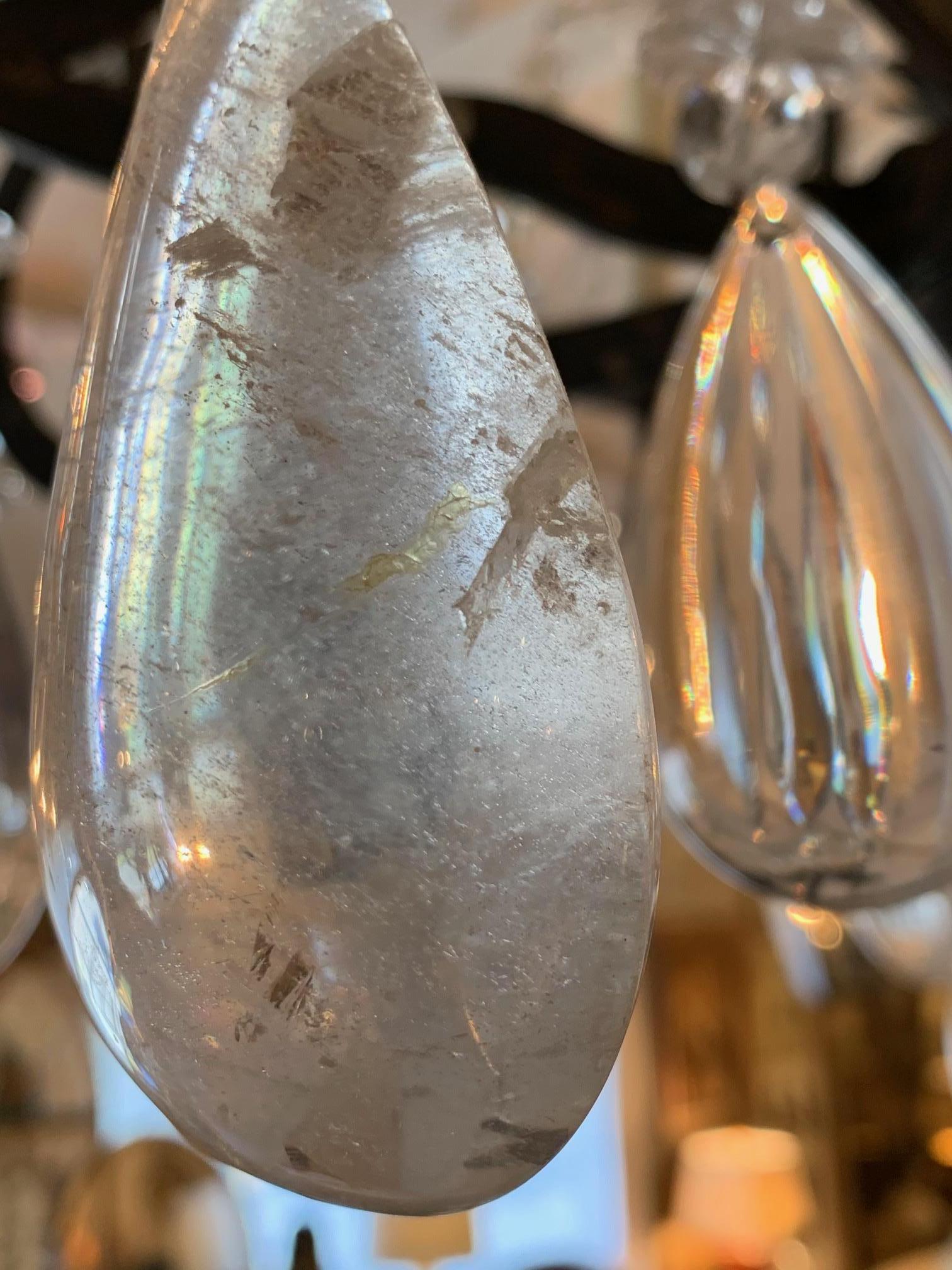 Impressionante lampadario in ferro battuto e cristalli di grandi dimensioni in stile rustico chic in vendita 2
