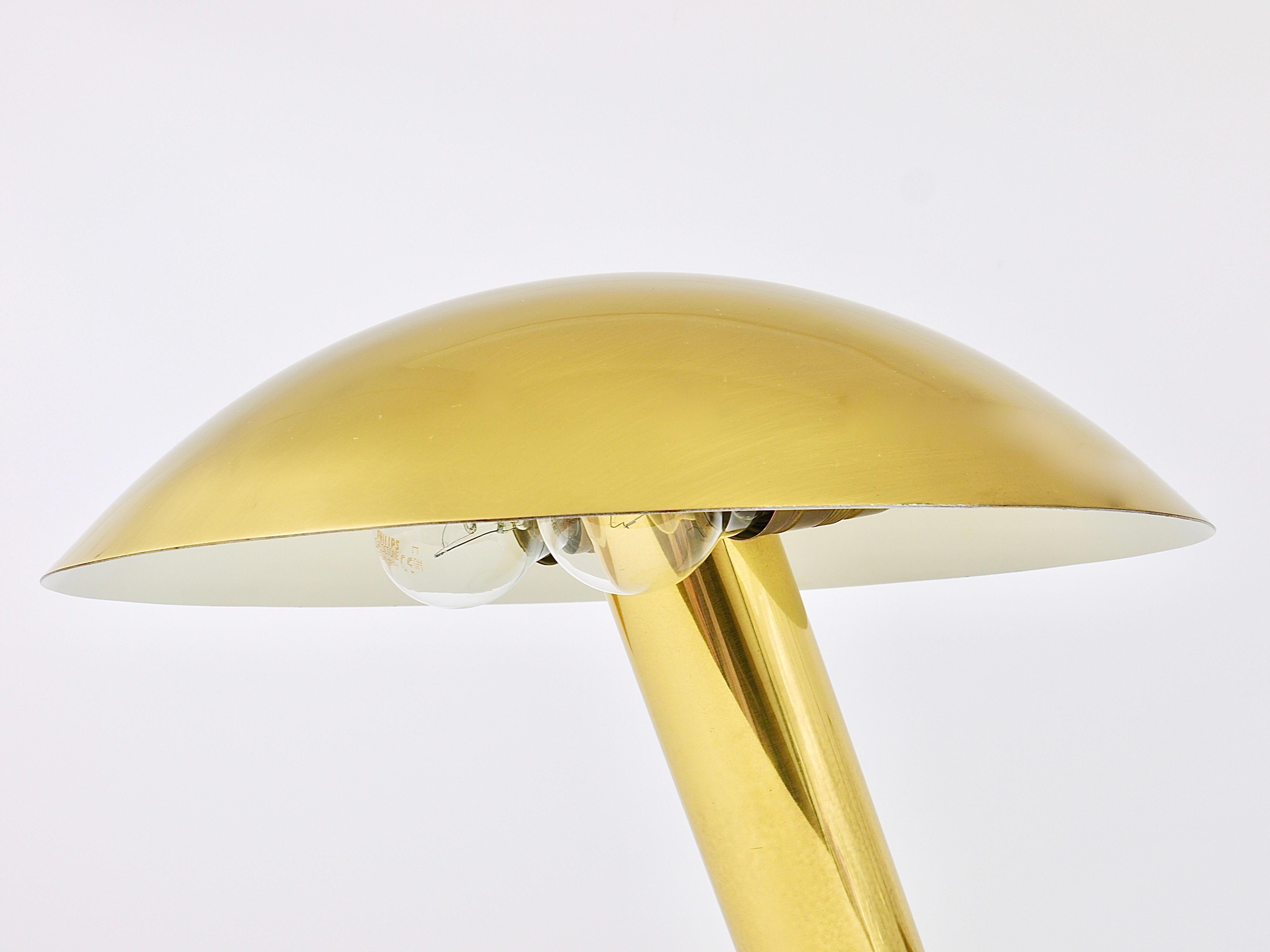 Impressive Fontana Arte Style Mushroom Brass and Glass Lamp, Max Ingrand, 1960s 4