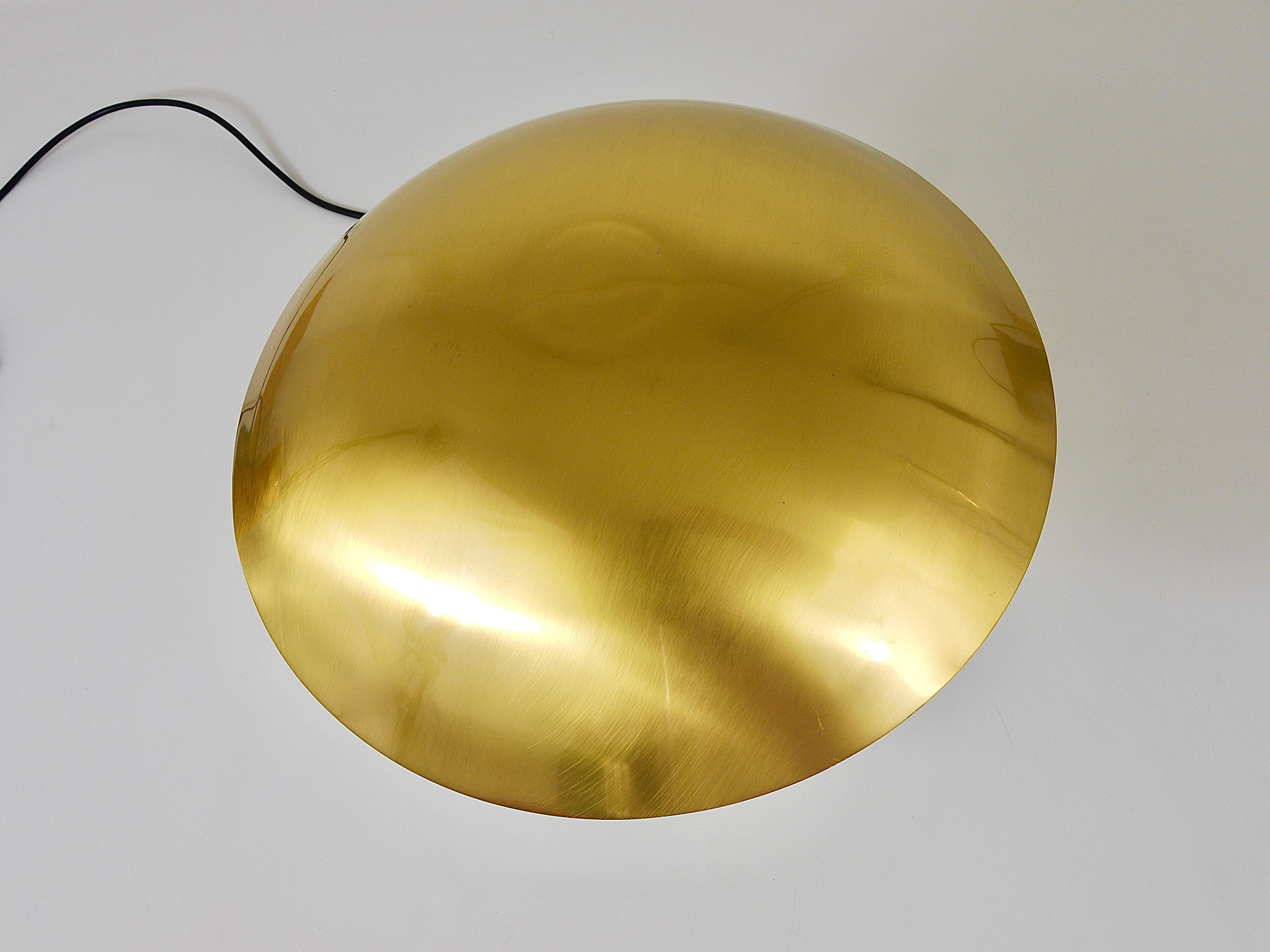 Impressive Fontana Arte Style Mushroom Brass and Glass Lamp, Max Ingrand, 1960s 10