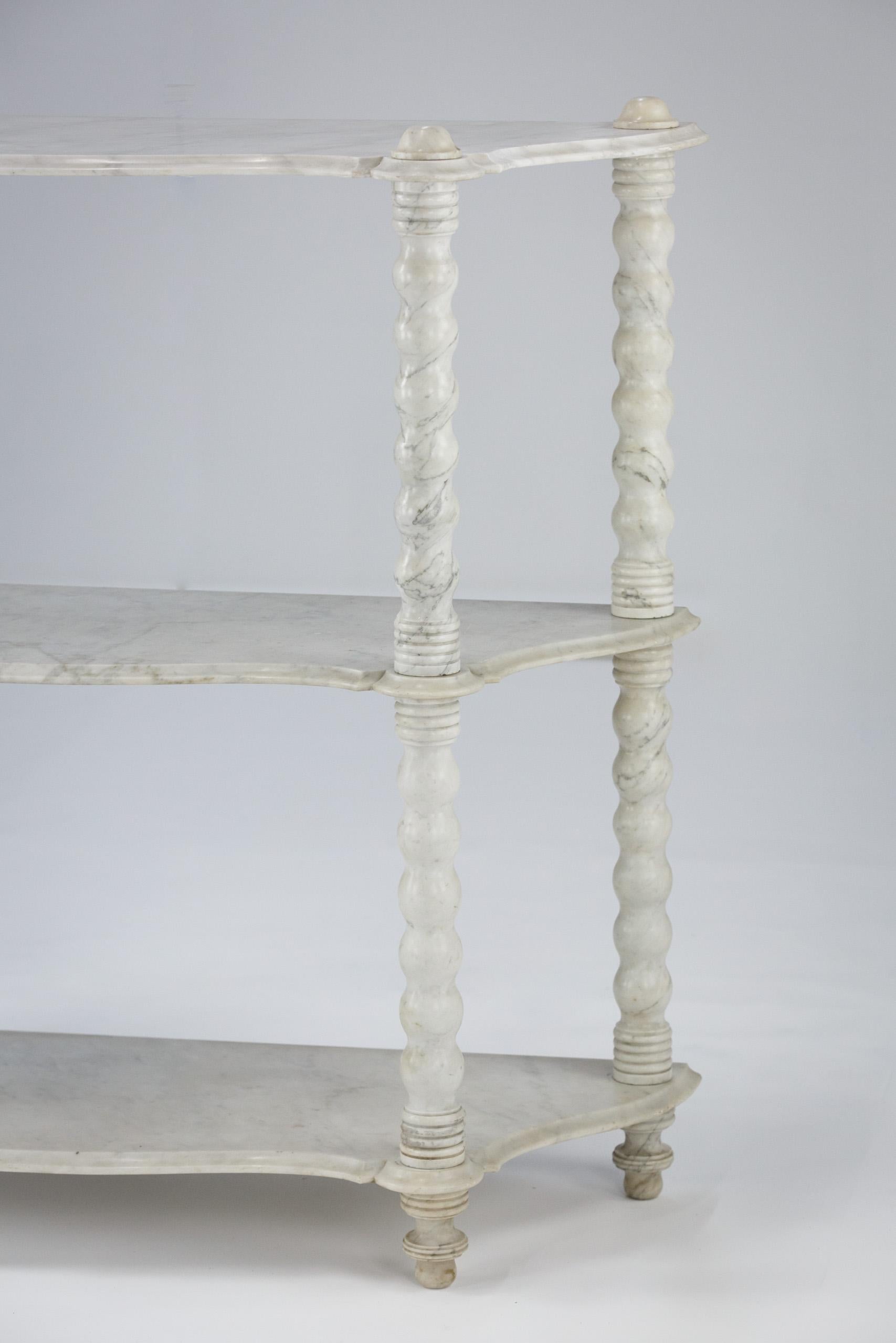 Beeindruckende große französische Patisserie-Ausstellungs-Etagere aus Marmor im Zustand „Relativ gut“ im Angebot in Pease pottage, West Sussex
