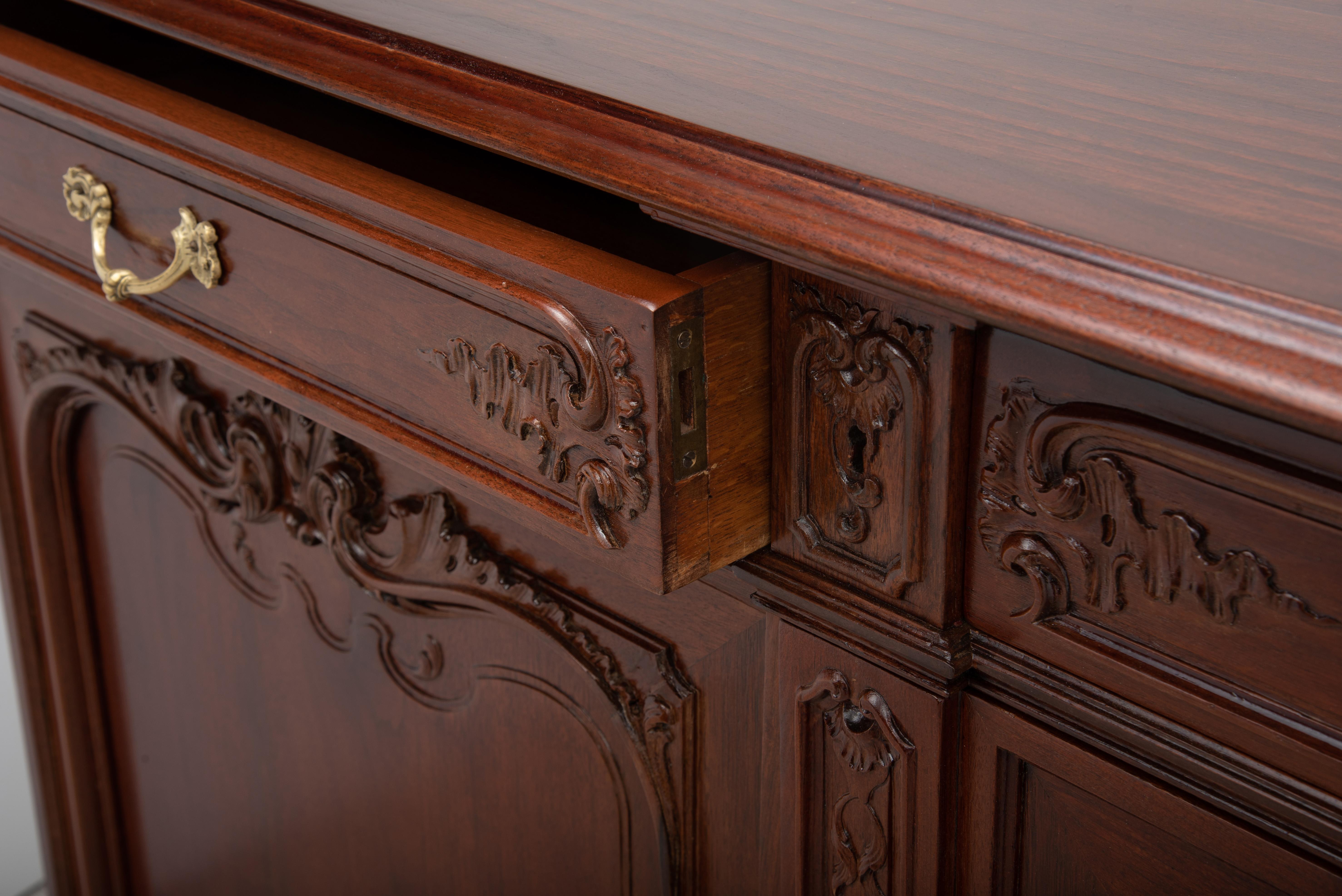 Impressive French Provincial Walnut Brass Buffet Sideboard Antique 19th Century For Sale 7