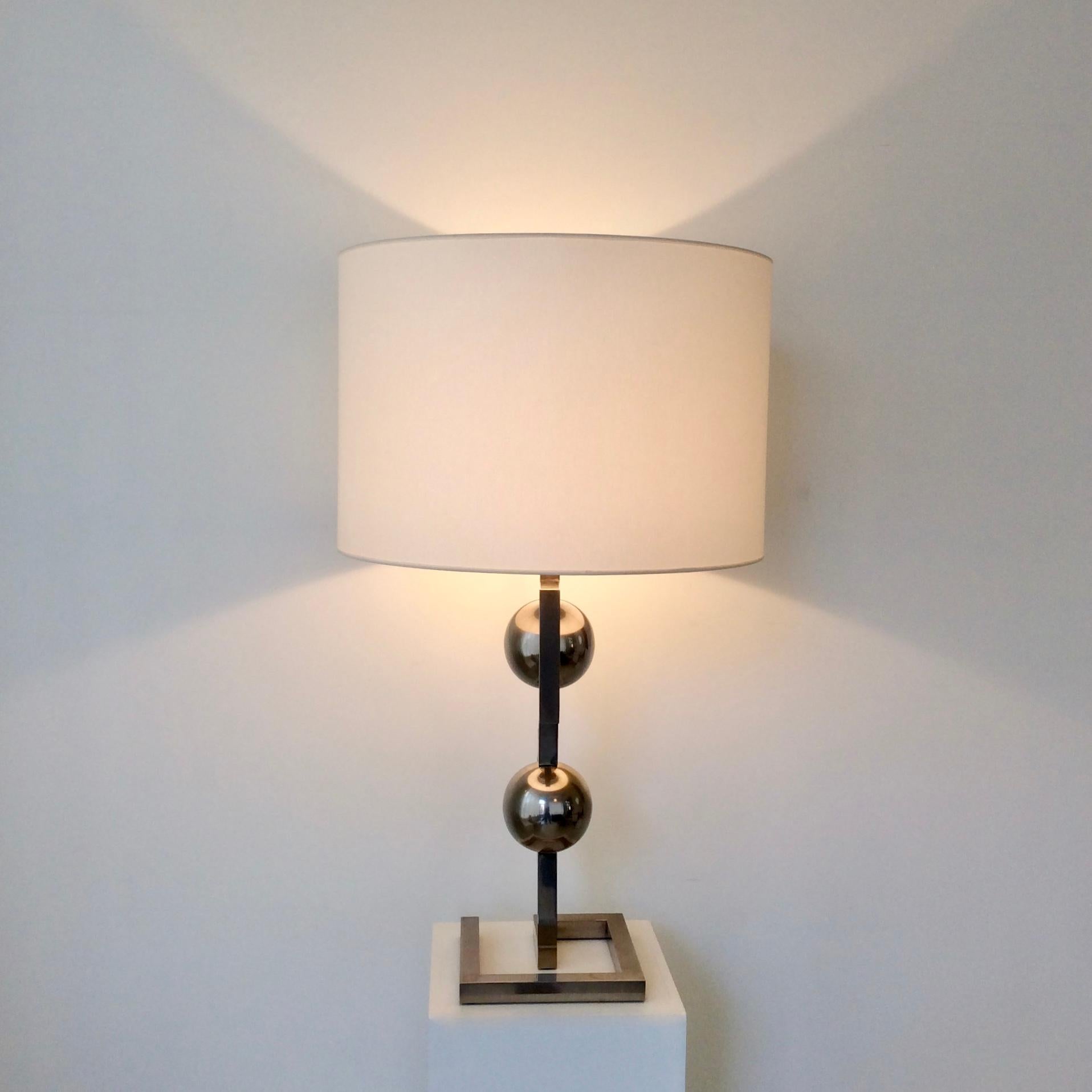 Impressive Geometrical Table Lamp, circa 1970, Italy (Metall)