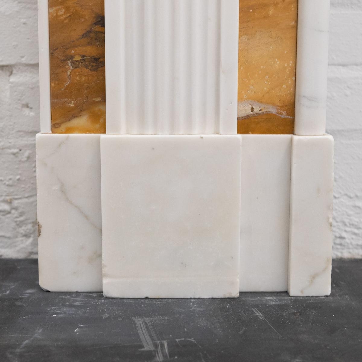 Beeindruckende Statuen im georgianischen Stil und Kamin aus Siena-Marmor im Angebot 1