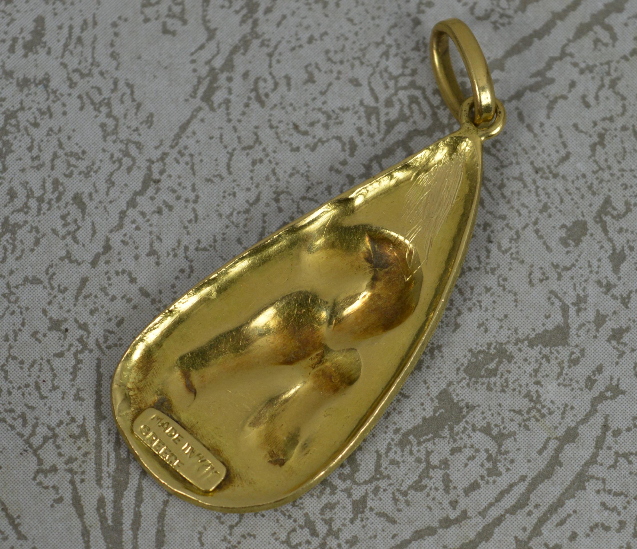 Women's Impressive Greek 14 Carat Gold Pendant