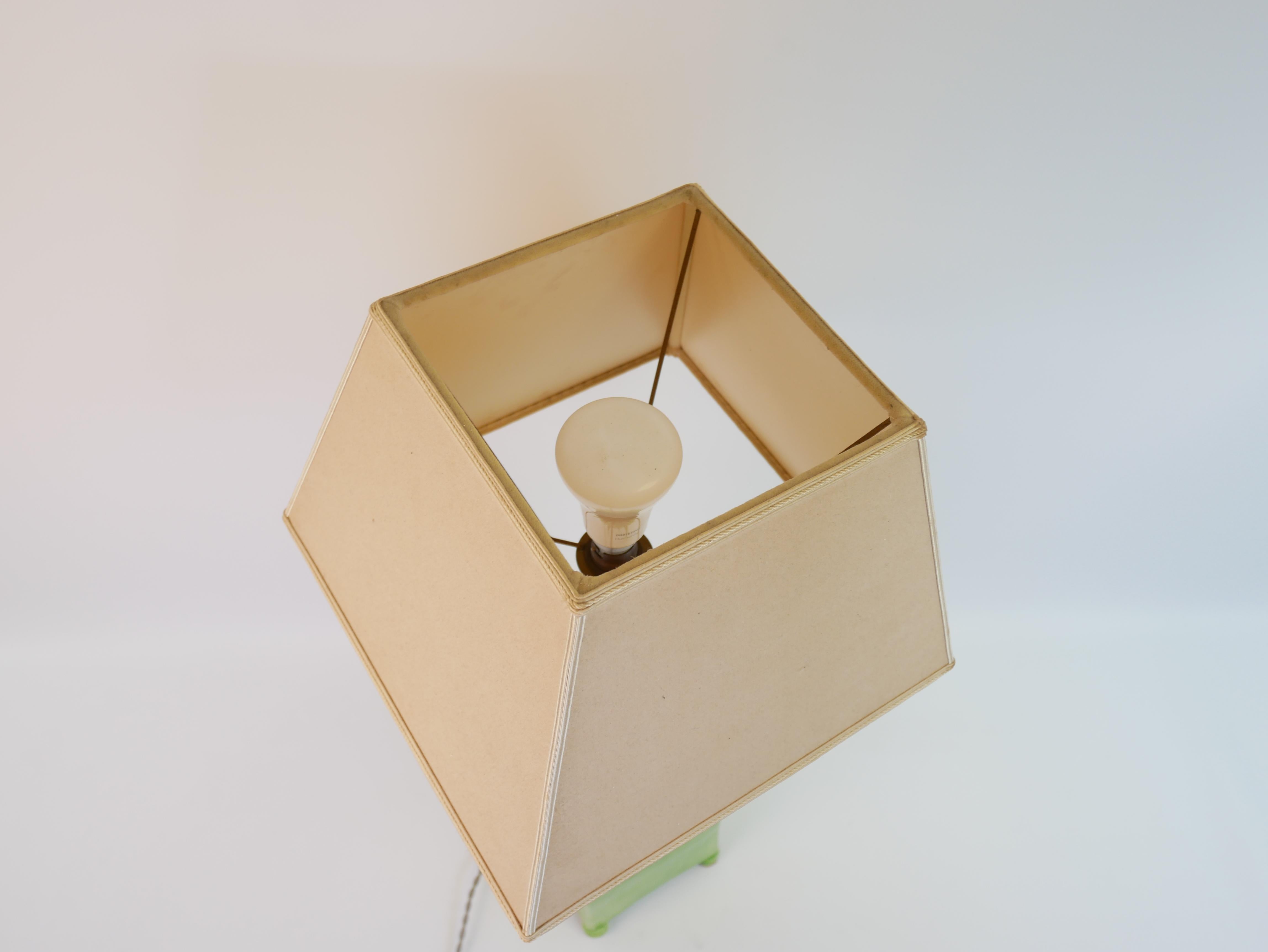 Beeindruckende grüne Keramik-Tischlampe von Jean Roger im Angebot 4