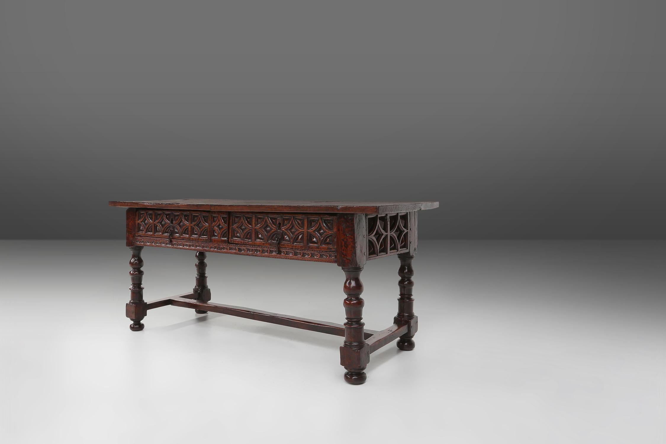 Rustic Impressive hand carved console table in oak, Spain, ca. 1550