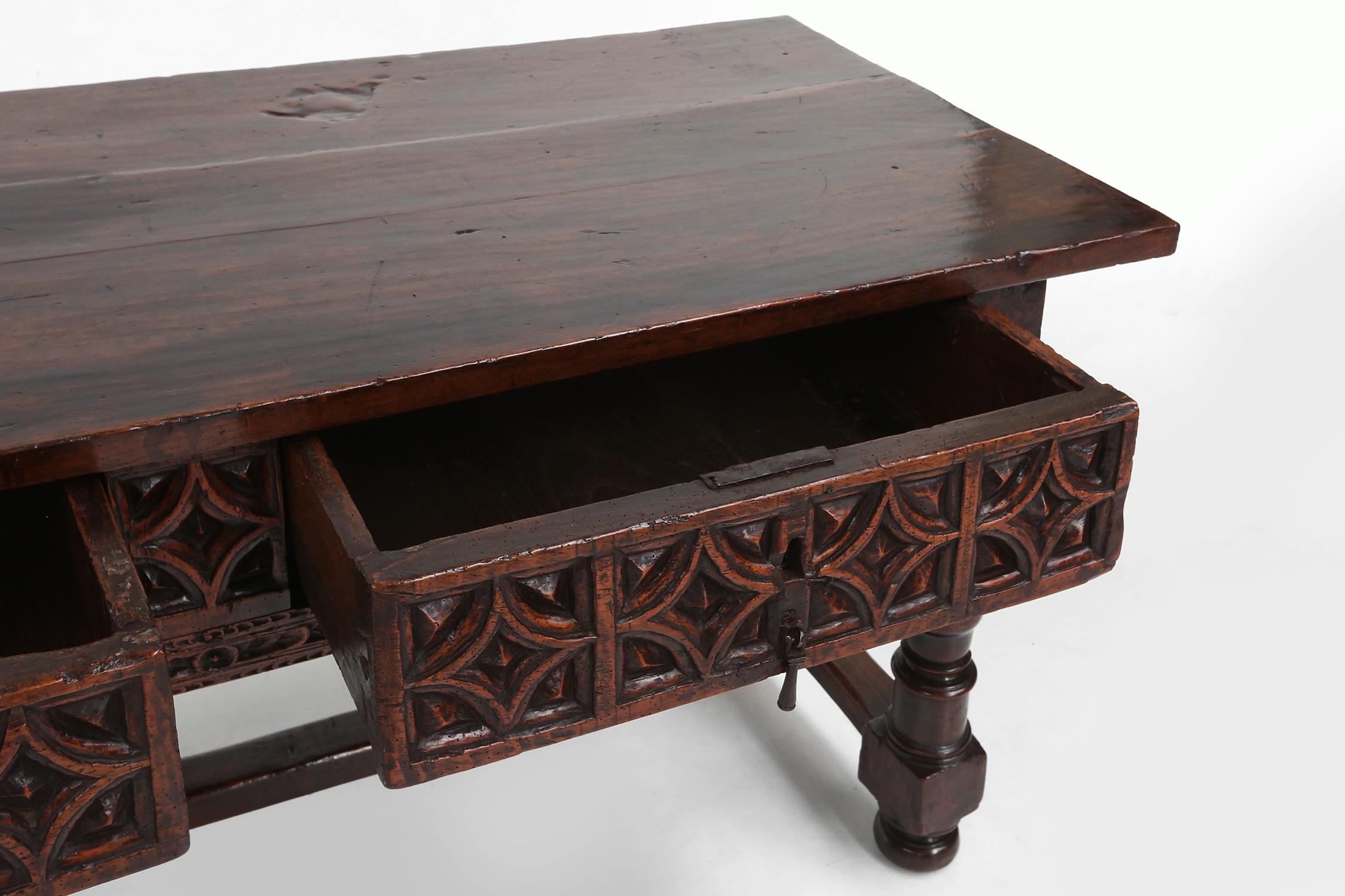 Impressive hand carved console table in oak, Spain, ca. 1550 1