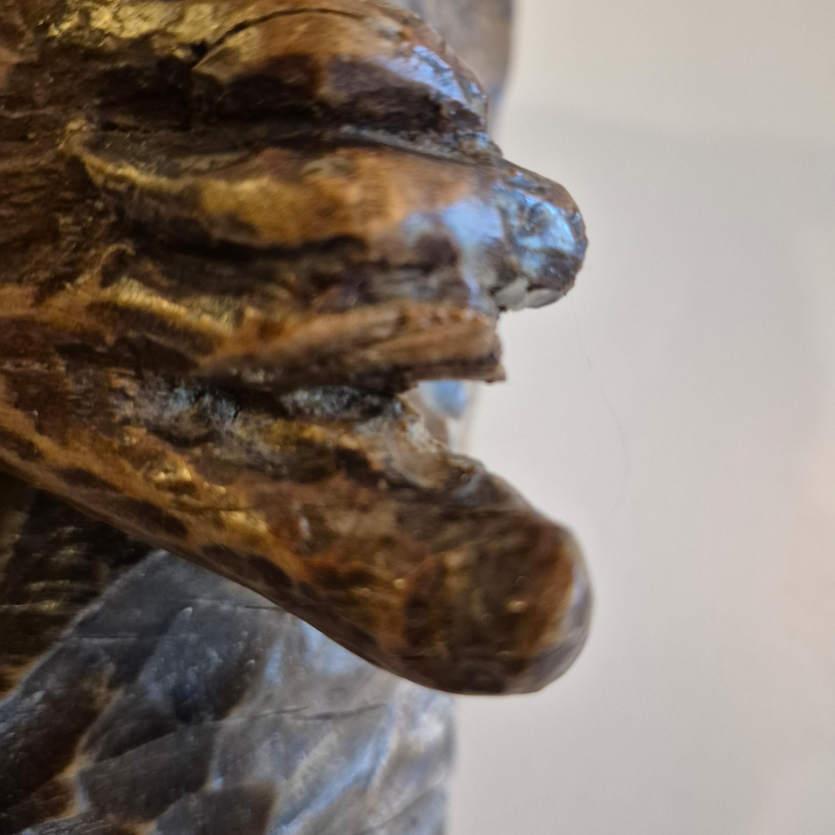 Impressionnante statue du Christ sculptée à la main, Pays-Bas 1900th en vente 5