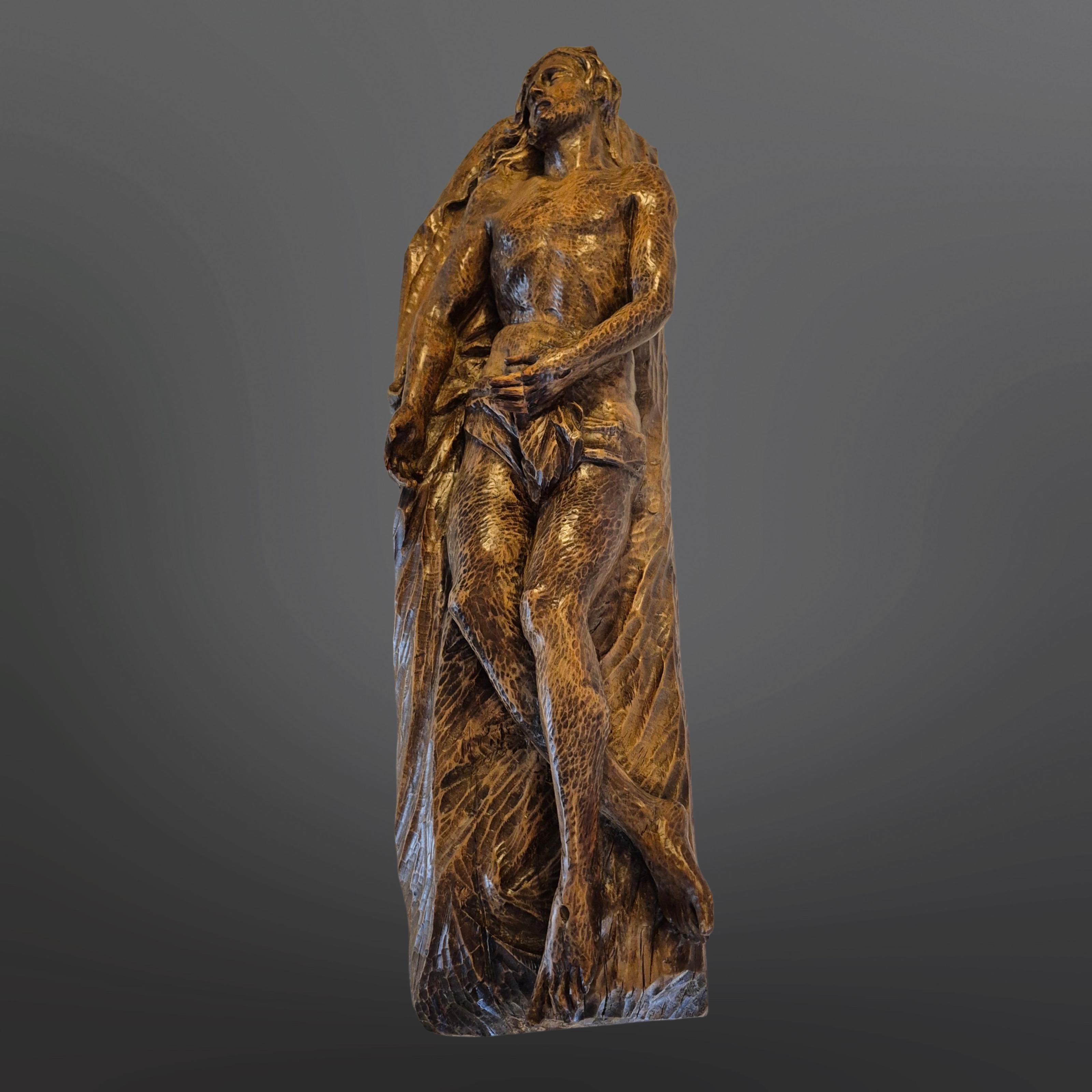 Chêne Impressionnante statue du Christ sculptée à la main, Pays-Bas 1900th en vente