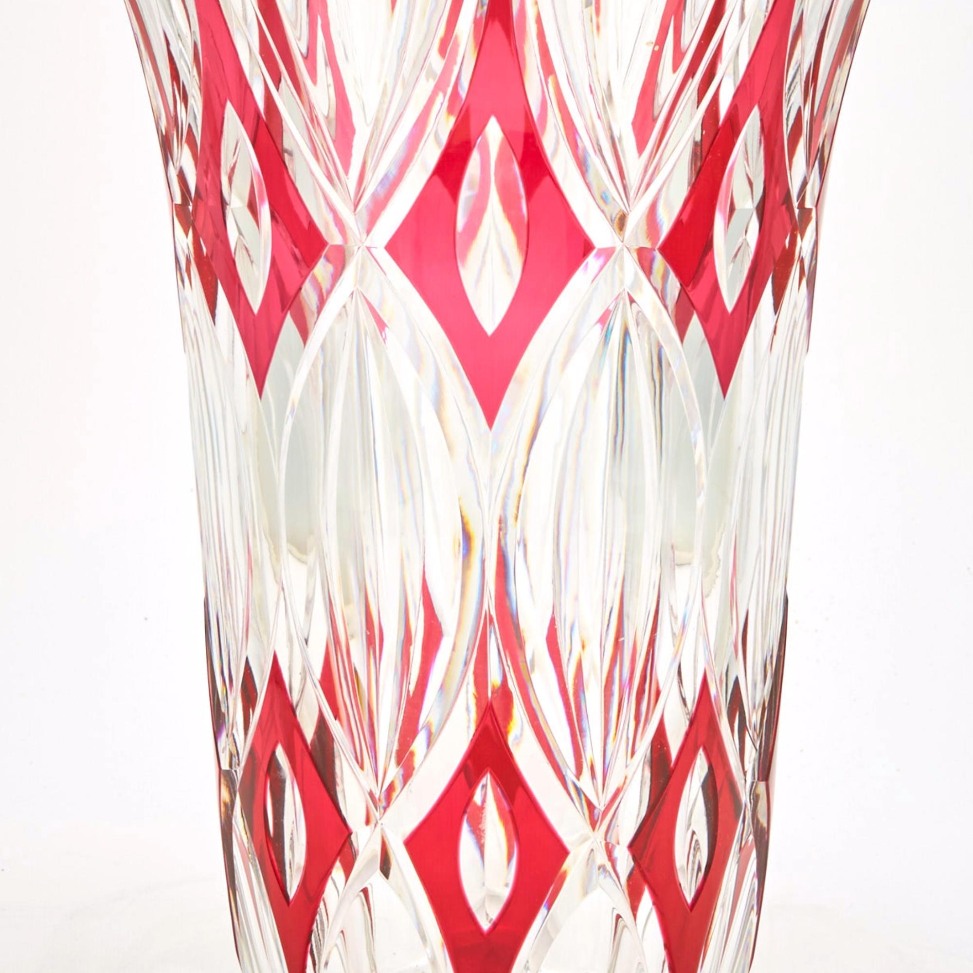 Impressive & Heavy Cut Glass Vase Val Saint Lambert Great Ruby / Clear Color For Sale 1