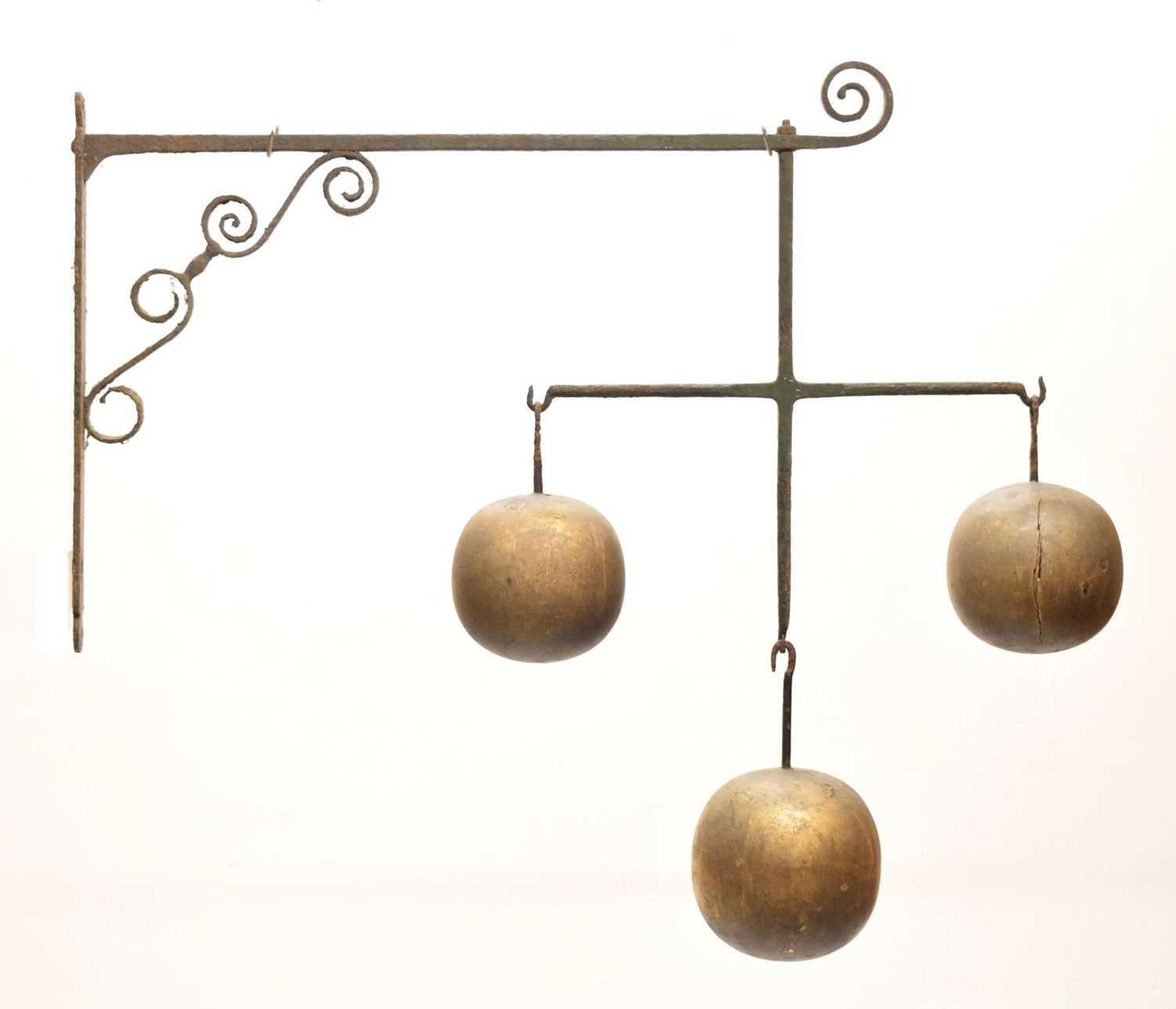 Impressionnant panneau d'art populaire Pawnbroker du 19ème siècle avec symbole de trois sphères en vente 7