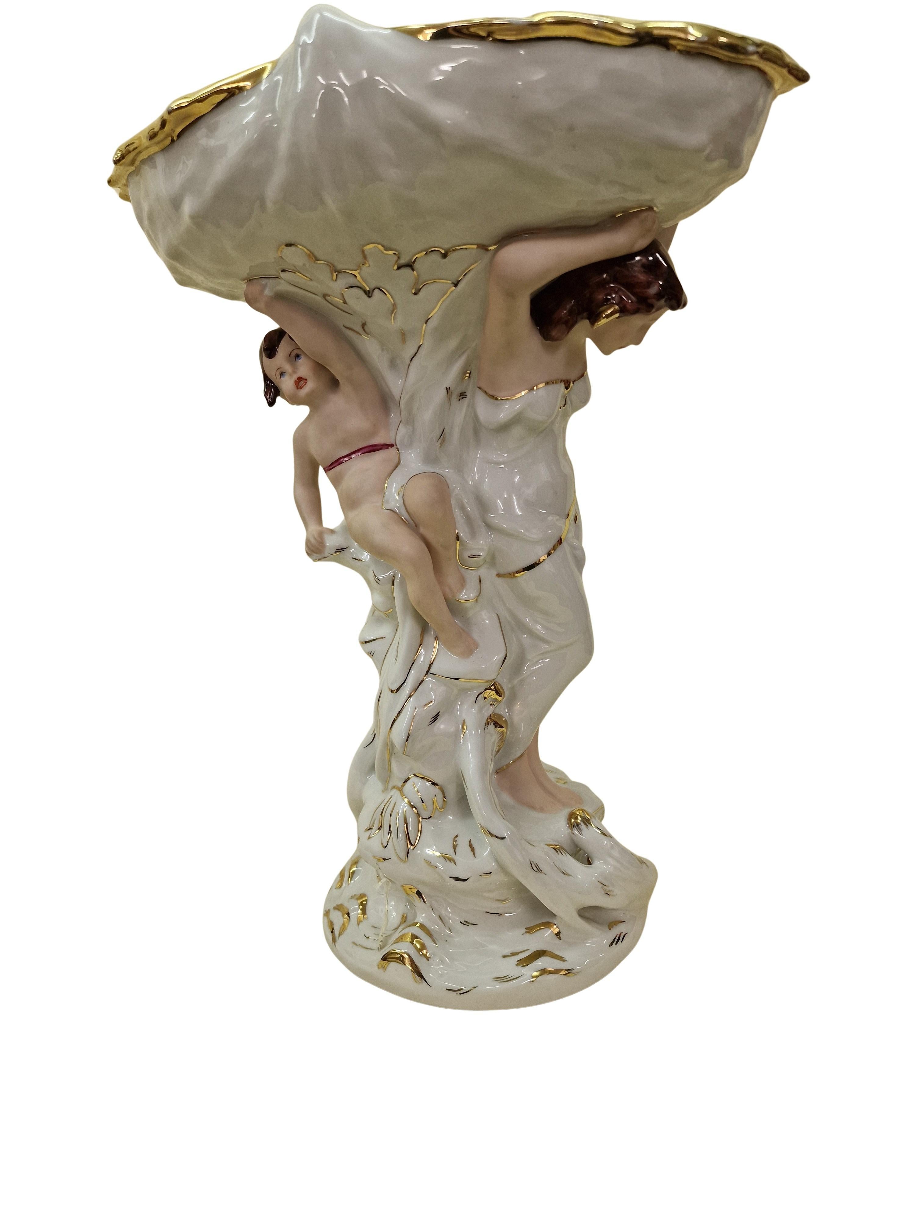 Impressive huge centerpiece jardinier porcelain Art Nouveau Jugendstil Royal Dux 3