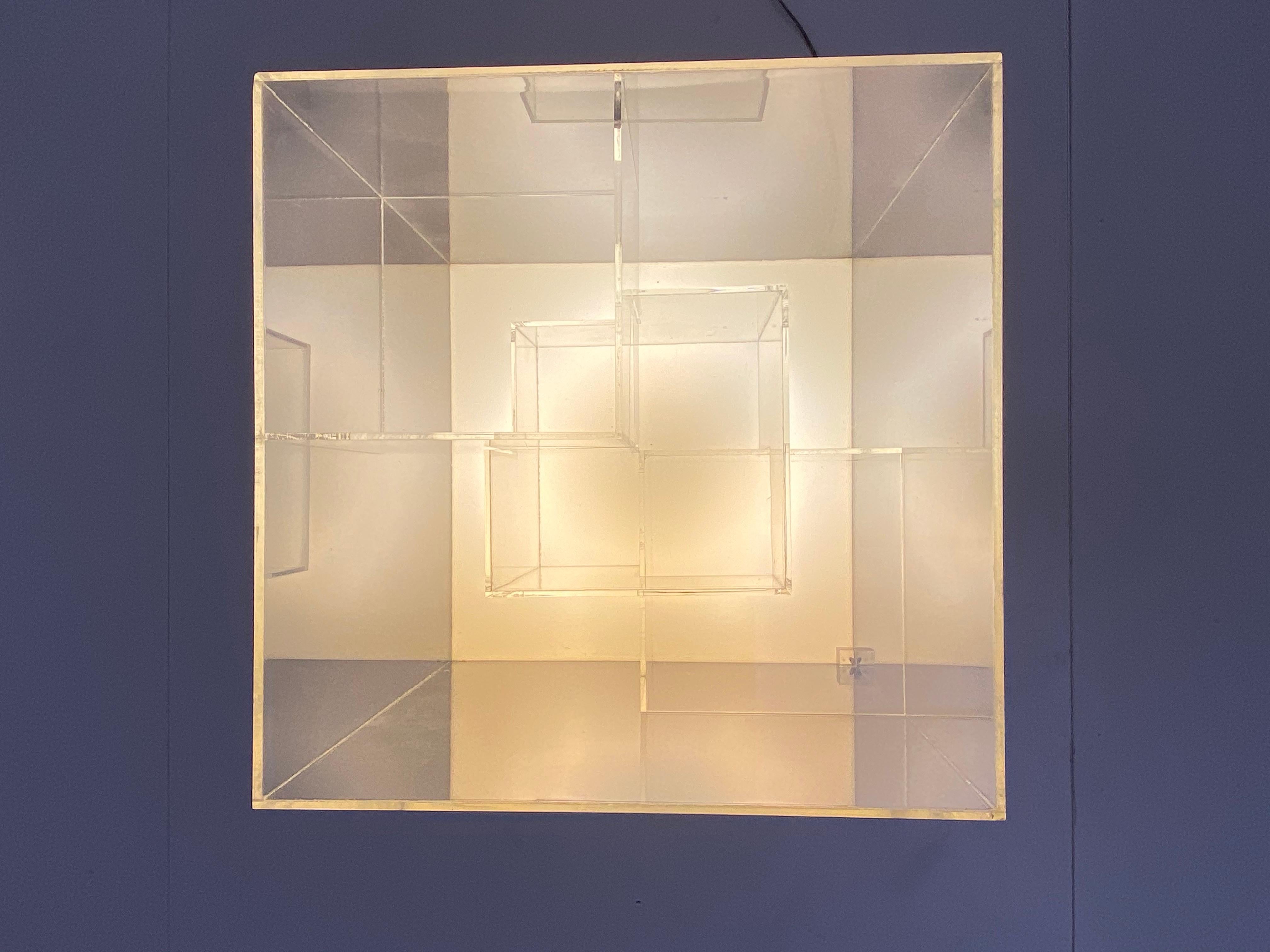 Impressive Italian Acrylic Light Sculpture in the Style of Gianfranco Fini, 1969 2
