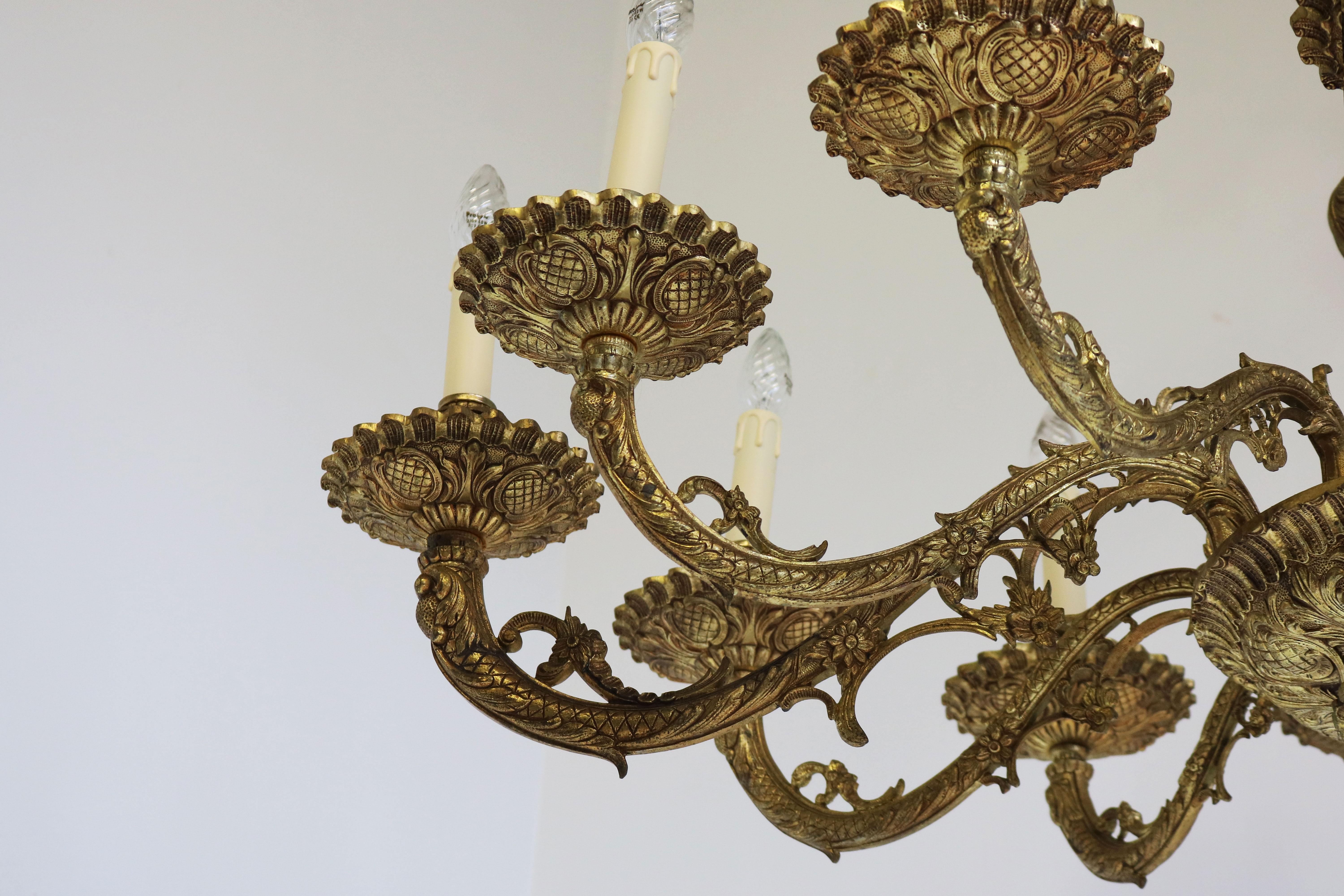 Rococo Revival Impressive Italian Antique Oval Chandelier 1920s Classical Style Cast Brass Gold For Sale