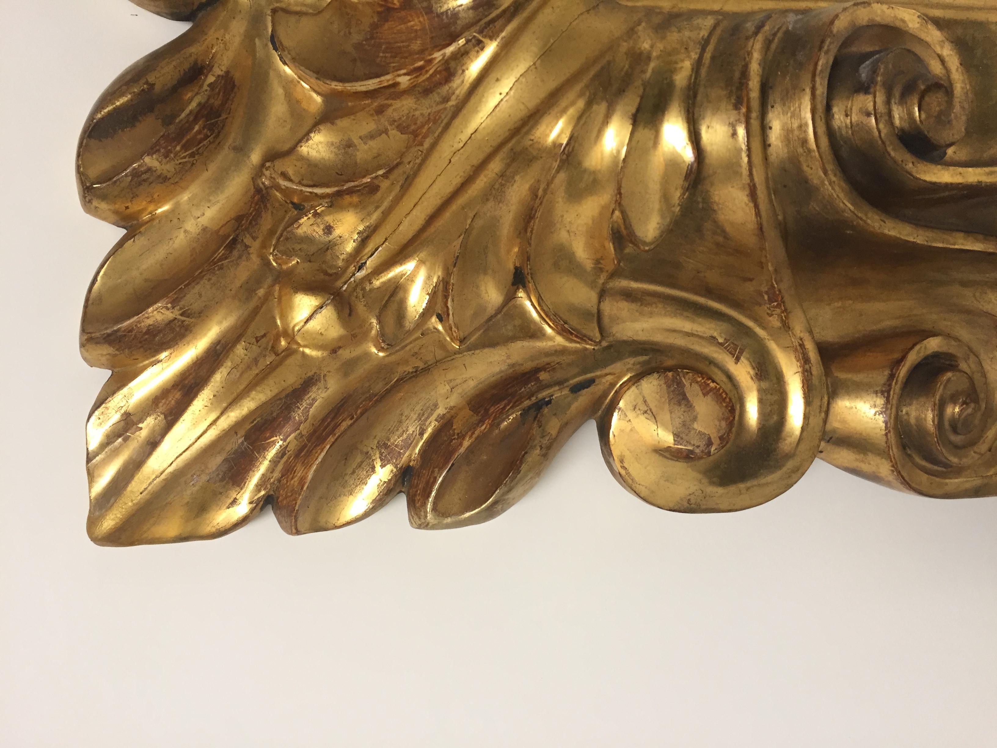 Late 20th Century Impressive Italian Carved 22-Carat Gold Leaf Giltwood Mirror