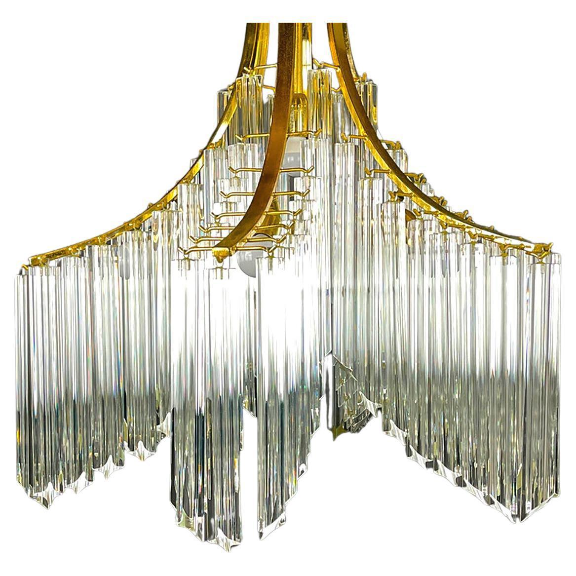 Impresionante araña italiana de cristal de Murano en forma de cascada escultórica dorada de Venini finales del siglo XX en venta
