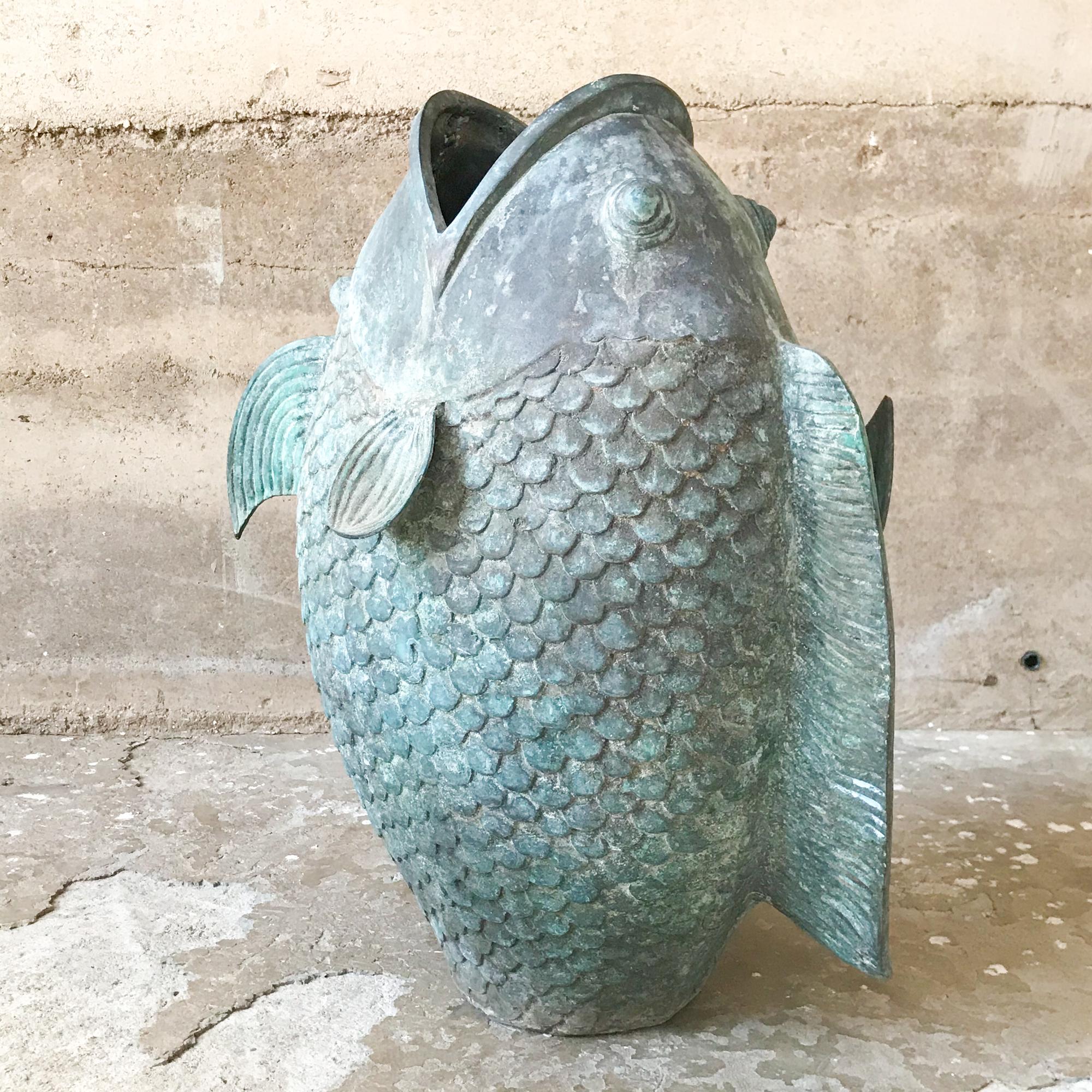 Mid-20th Century Impressive Koi Fish Sculpture in Solid Bronze Lovely Legendary Japanese Art