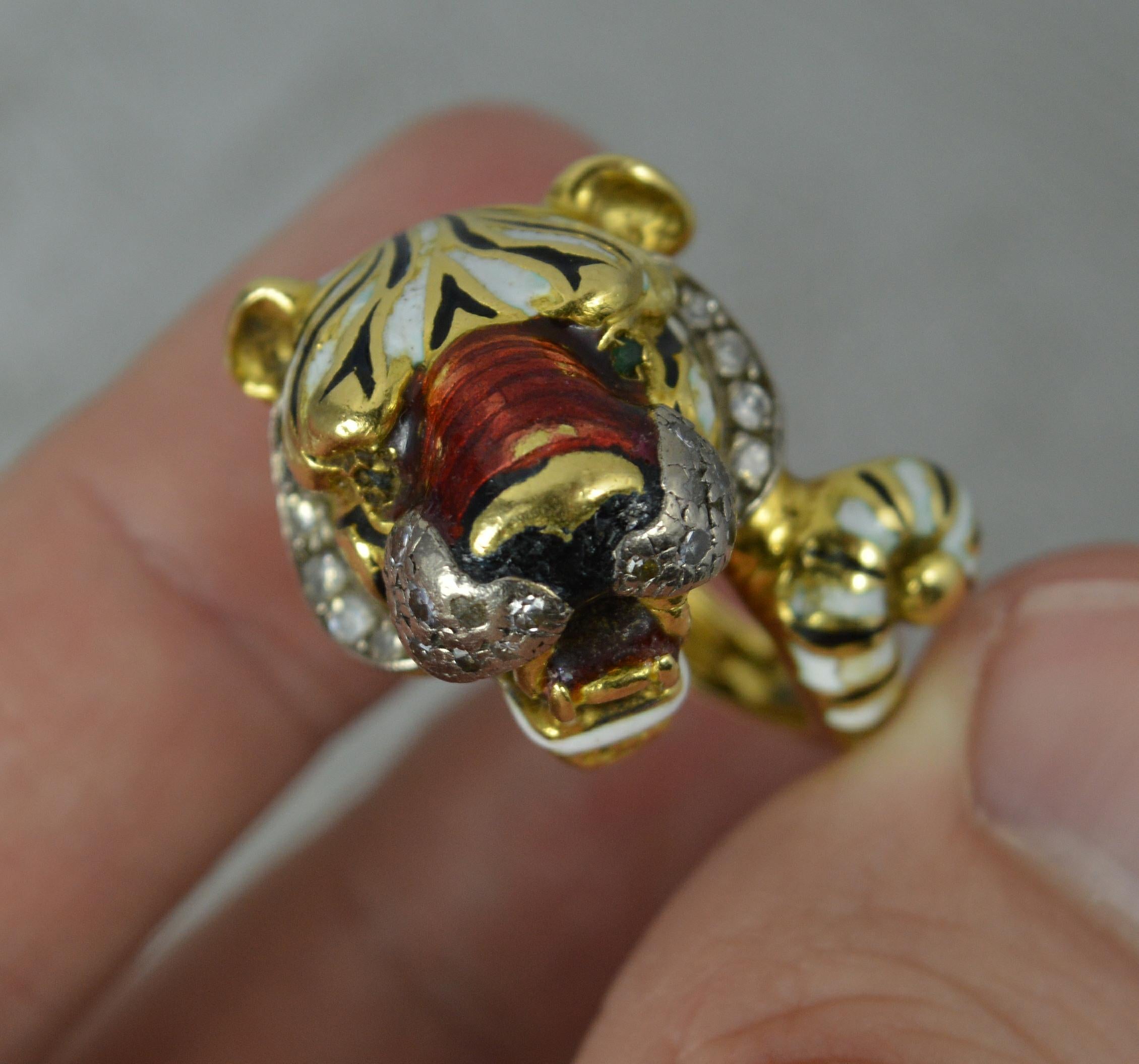 Impressive Kutchinsky 18ct Gold Enamel Diamond Tiger Ring For Sale 1