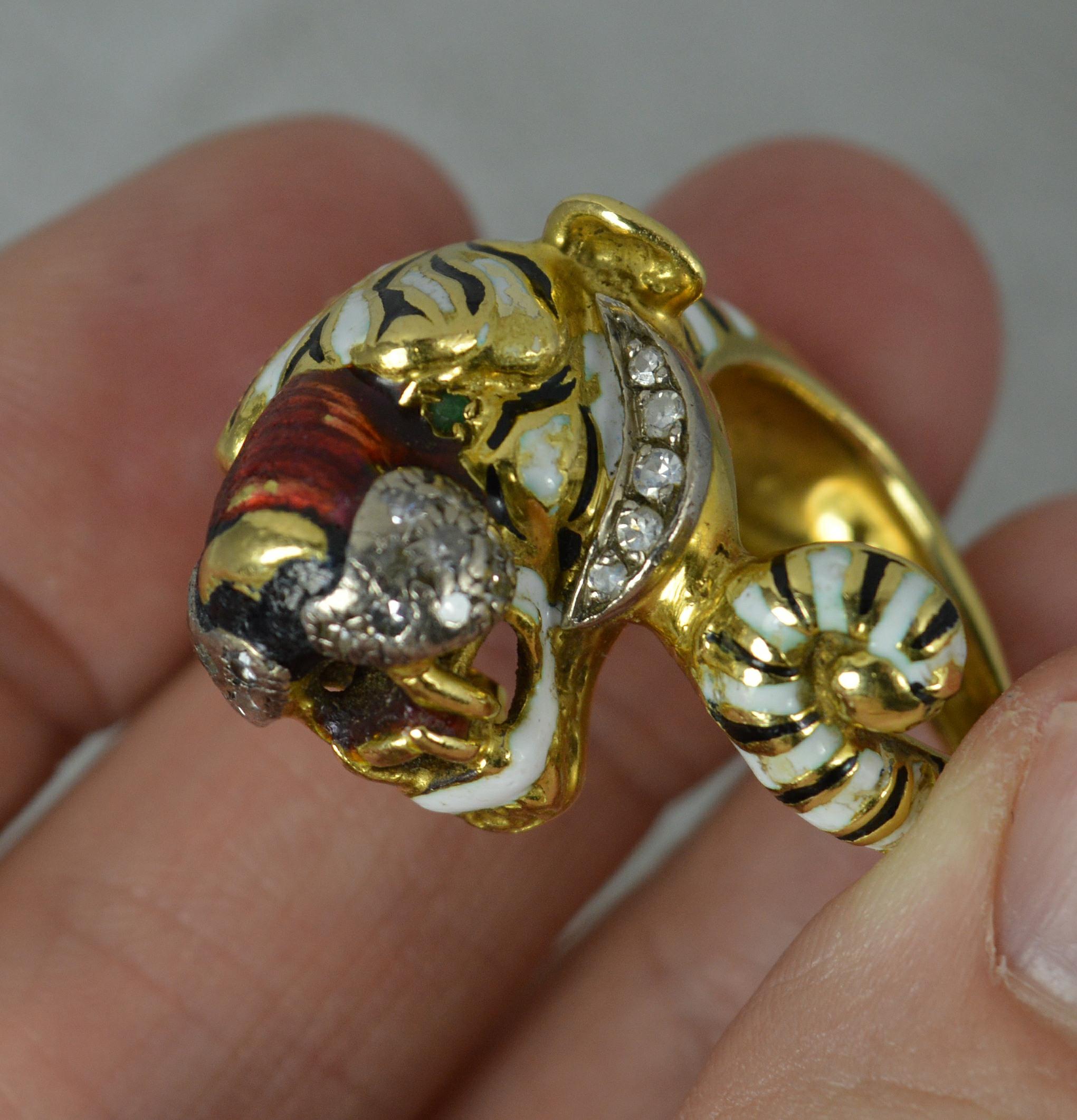 Impressive Kutchinsky 18ct Gold Enamel Diamond Tiger Ring For Sale 2
