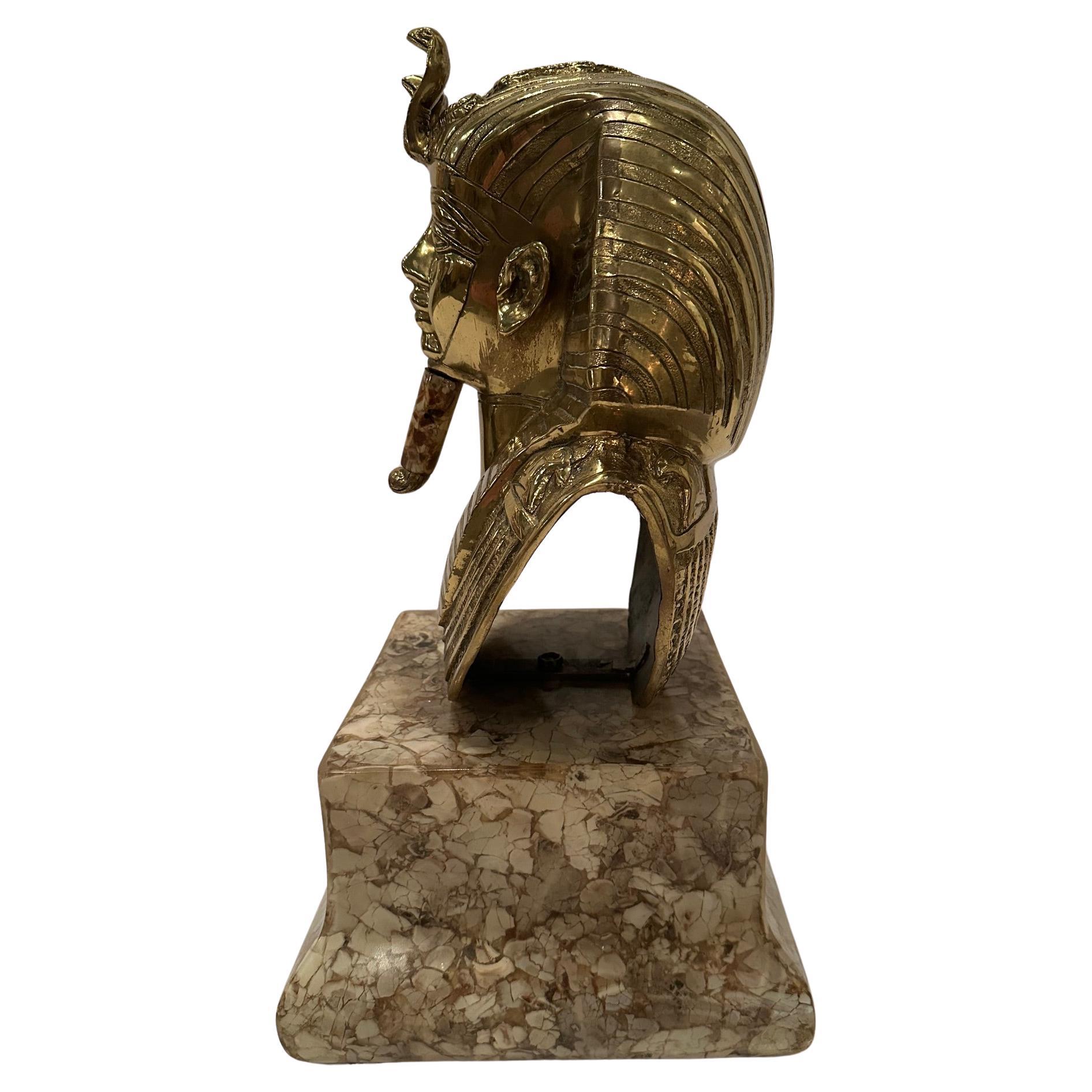Impressionante busto di Re Tut in ottone e pietra di grandi dimensioni in vendita 1